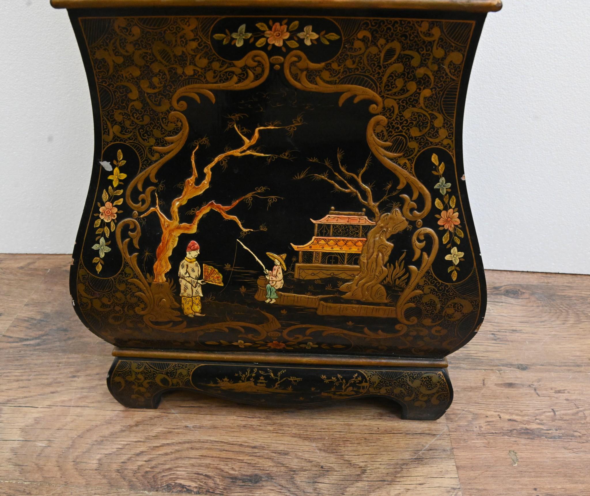 Wood George III Lacquered Grandfather Clock Chinoiserie Long Case For Sale
