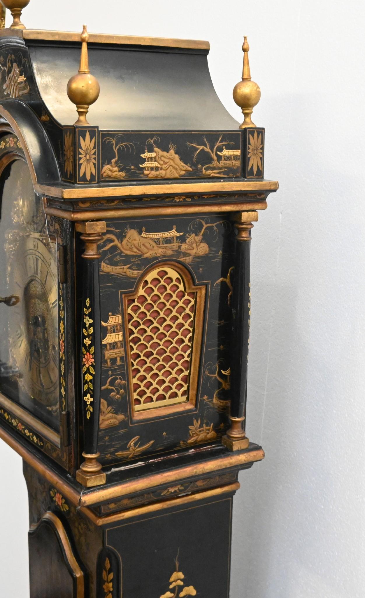 George III Lacquered Grandfather Clock Chinoiserie Long Case For Sale 3