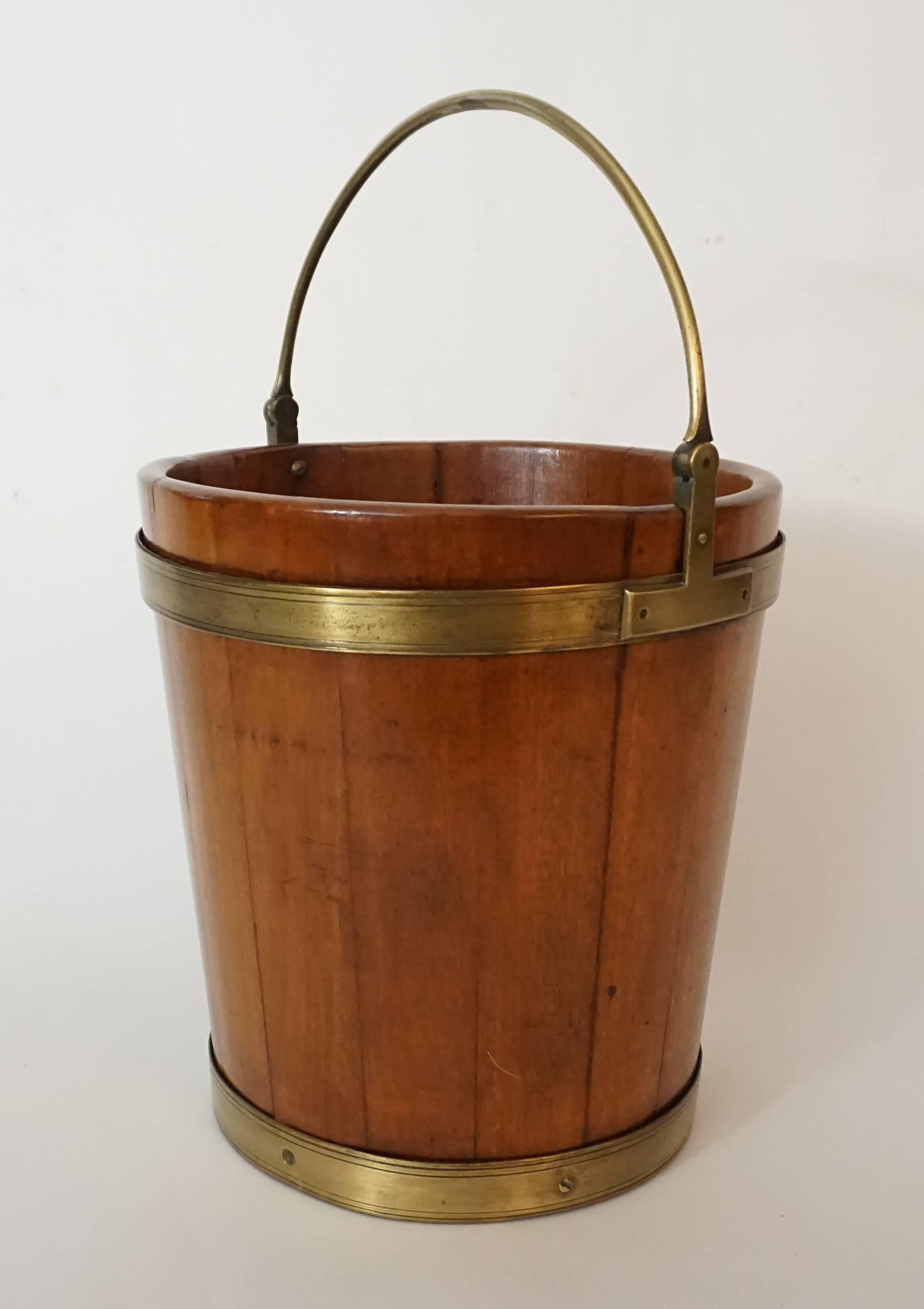 Irish Georgian Brass Bound Mahogany Bucket, circa 1780 For Sale 7