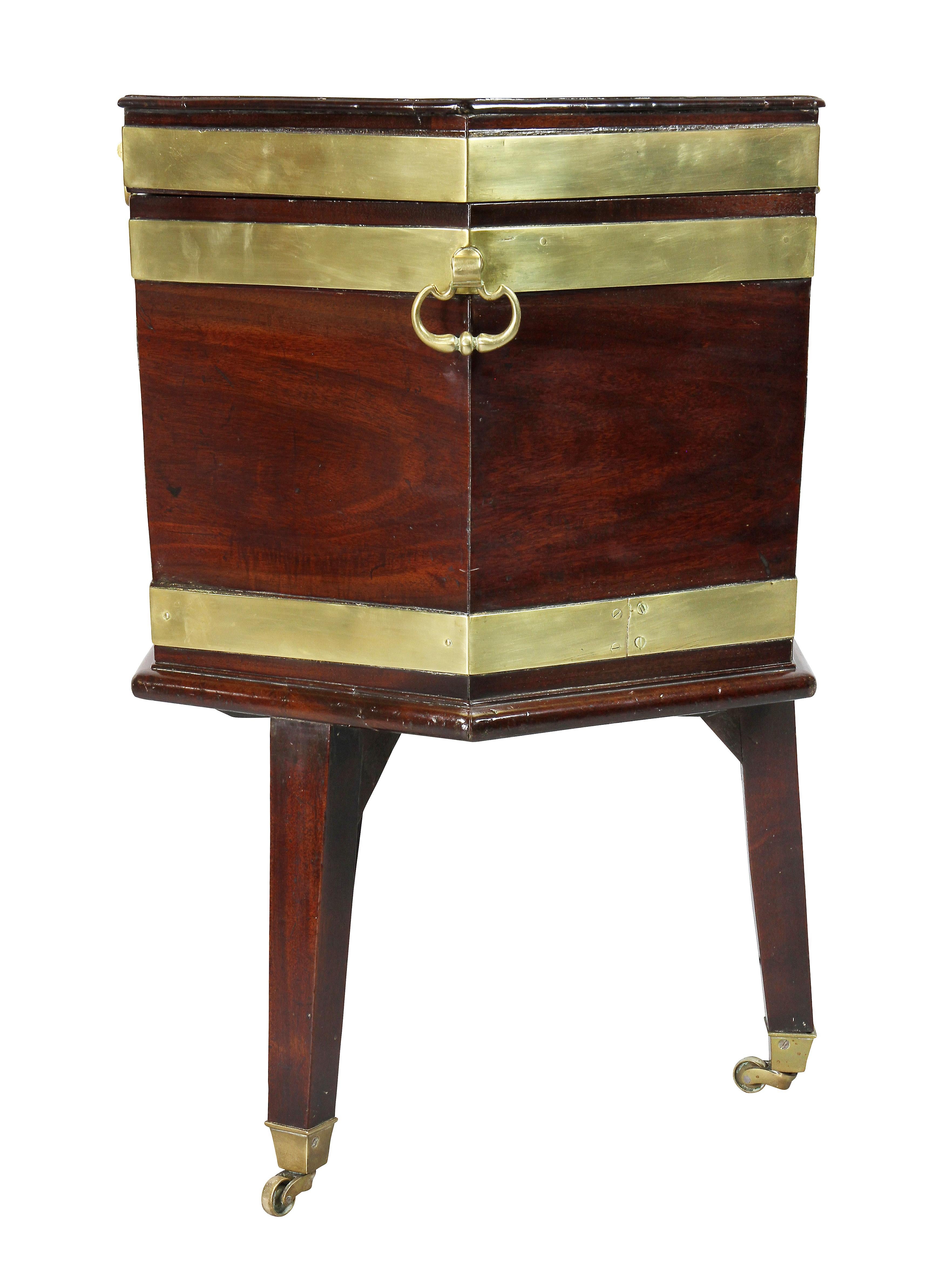 George III Mahogany and Brass Mounted Celleret For Sale 4