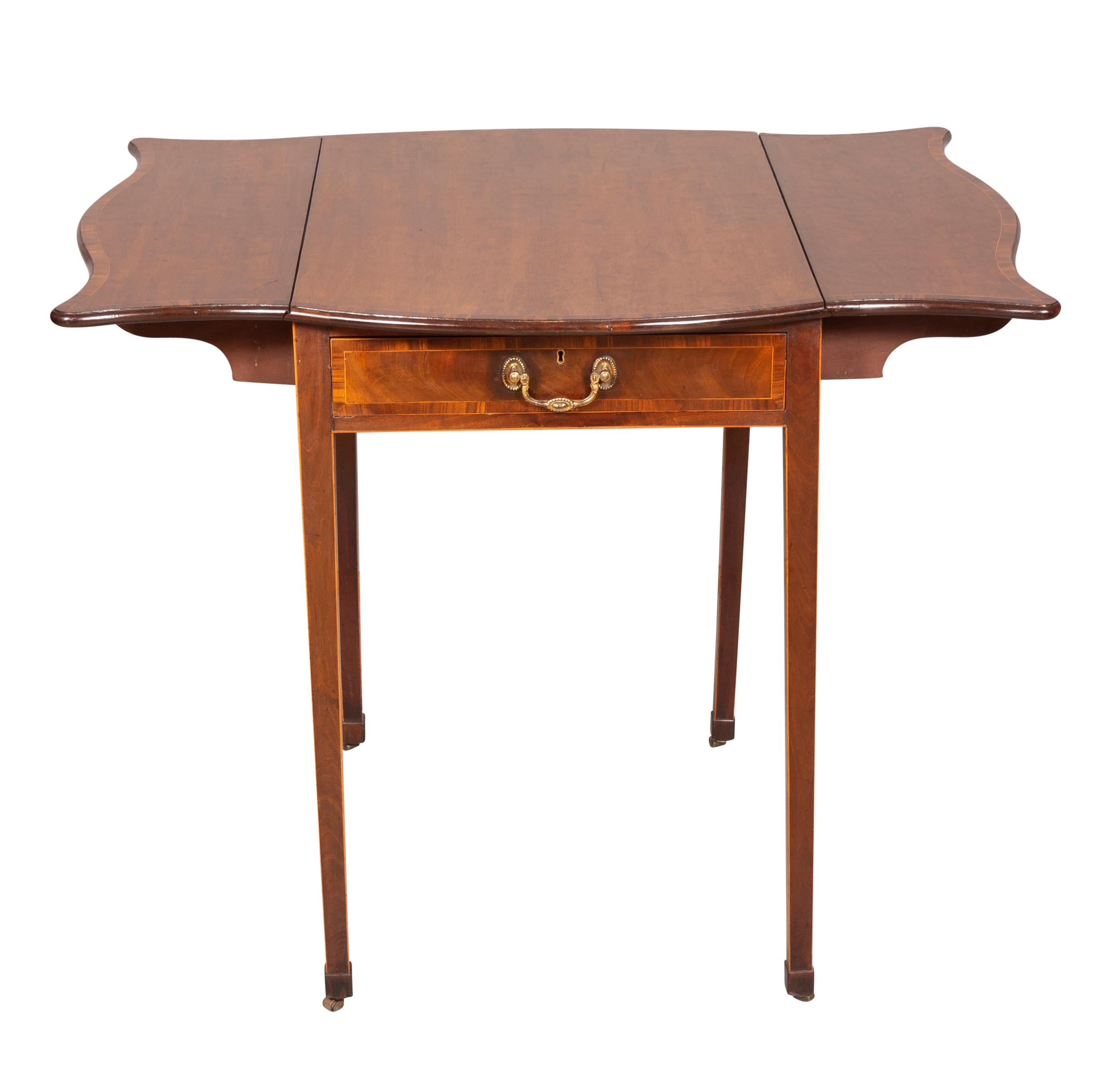 George III Mahogany And Gonsalvo Alves Pembroke Table For Sale 6