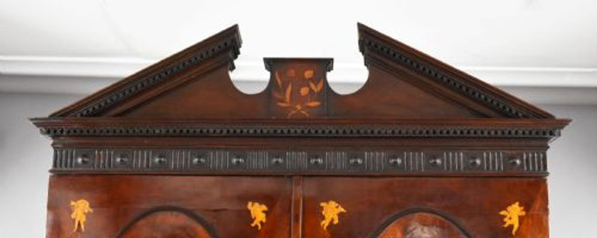 George III Mahogany and Inlaid Linen Press For Sale 2