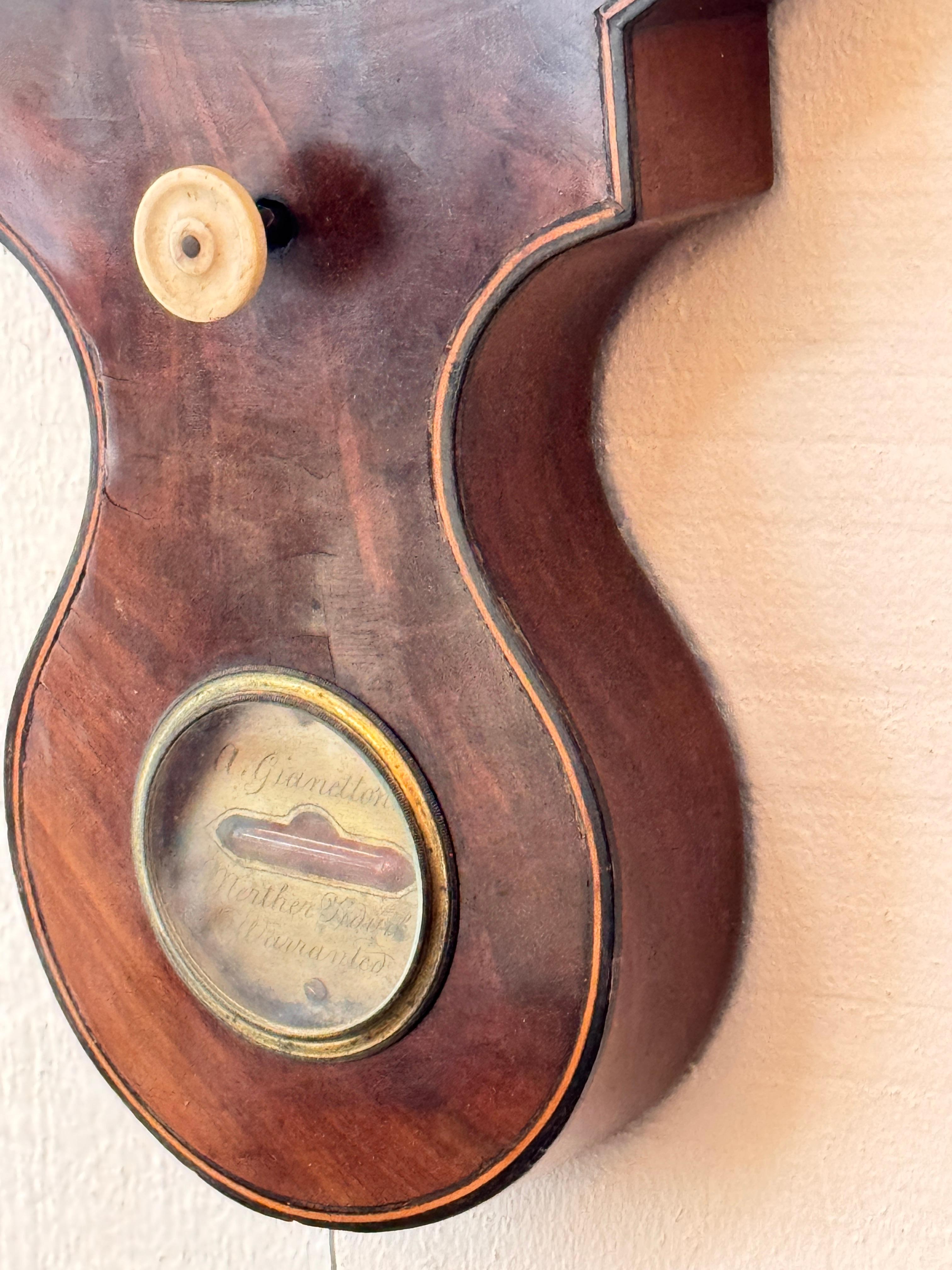 George III Mahogany Barometer en venta 7