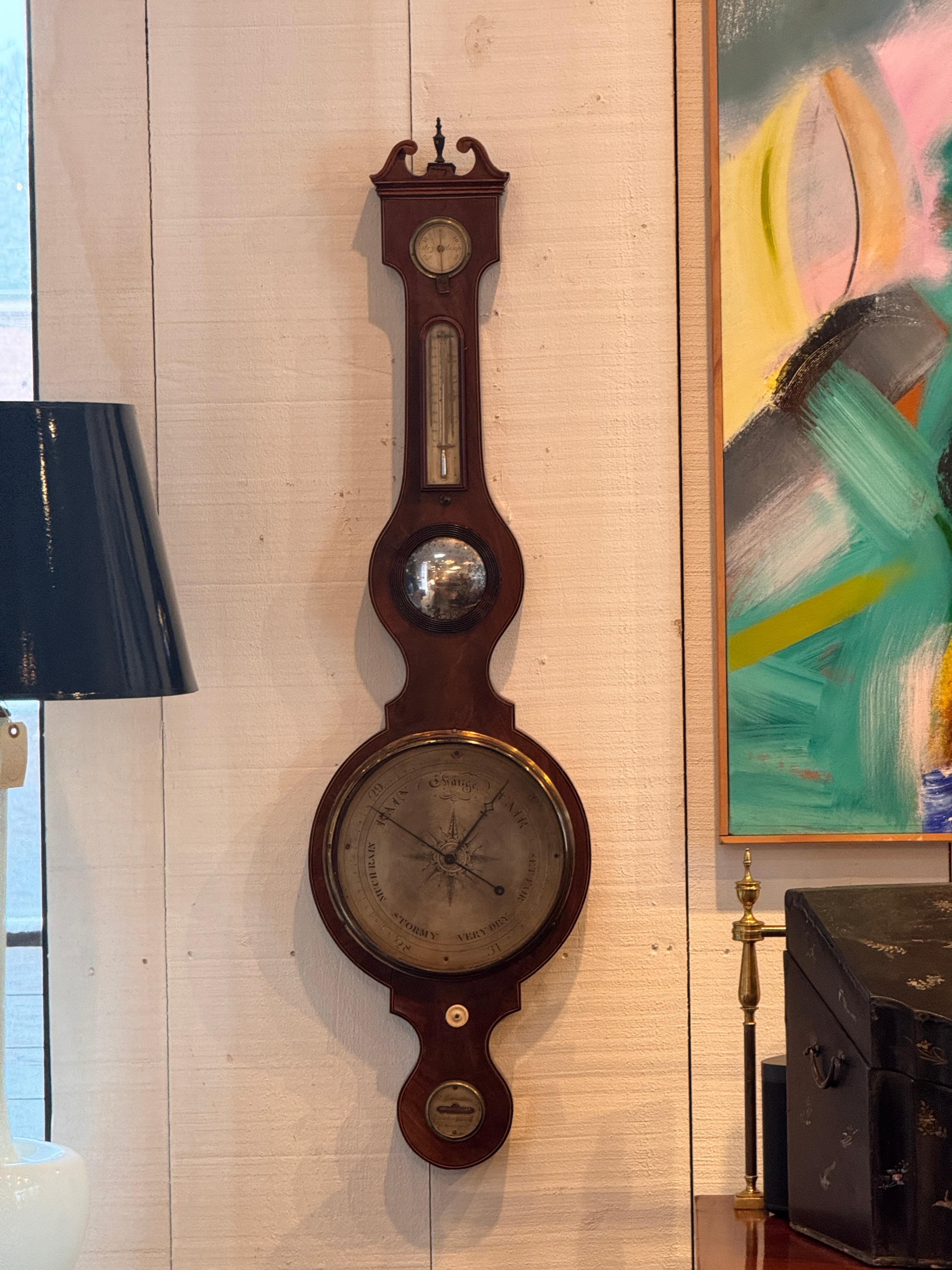 George III Mahogany Barometer Inglés en venta
