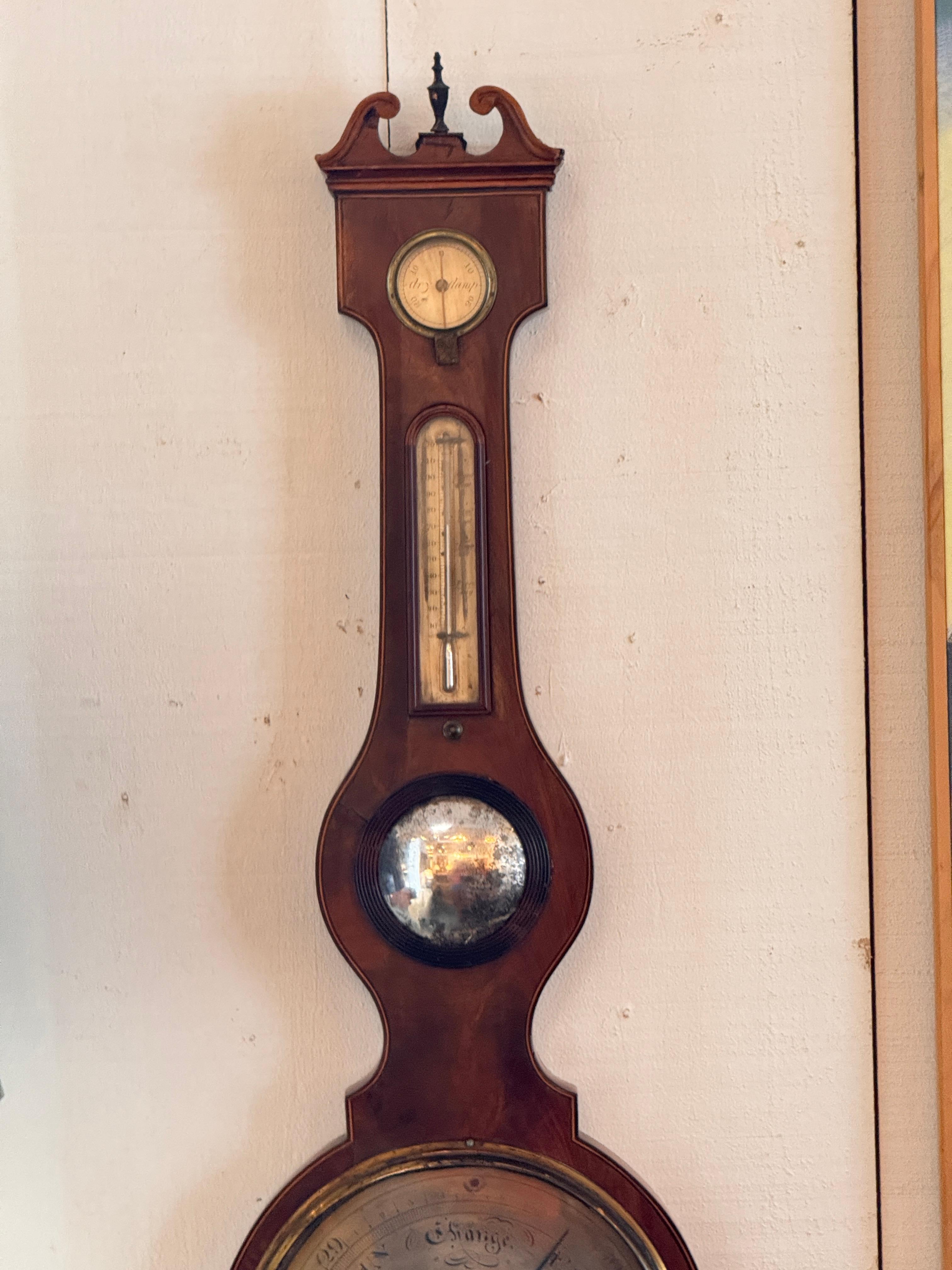 George III Mahogany Barometer siglo XIX en venta