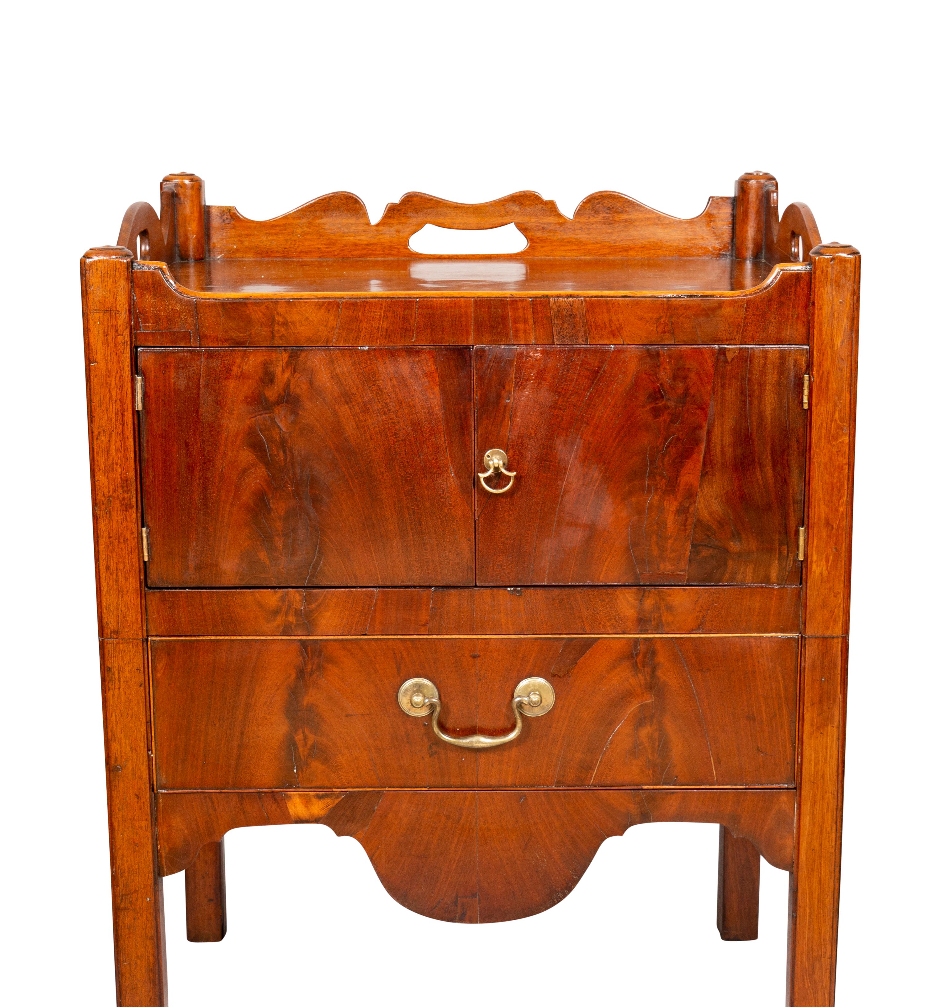 George III Mahogany Bedside Cabinet For Sale 4