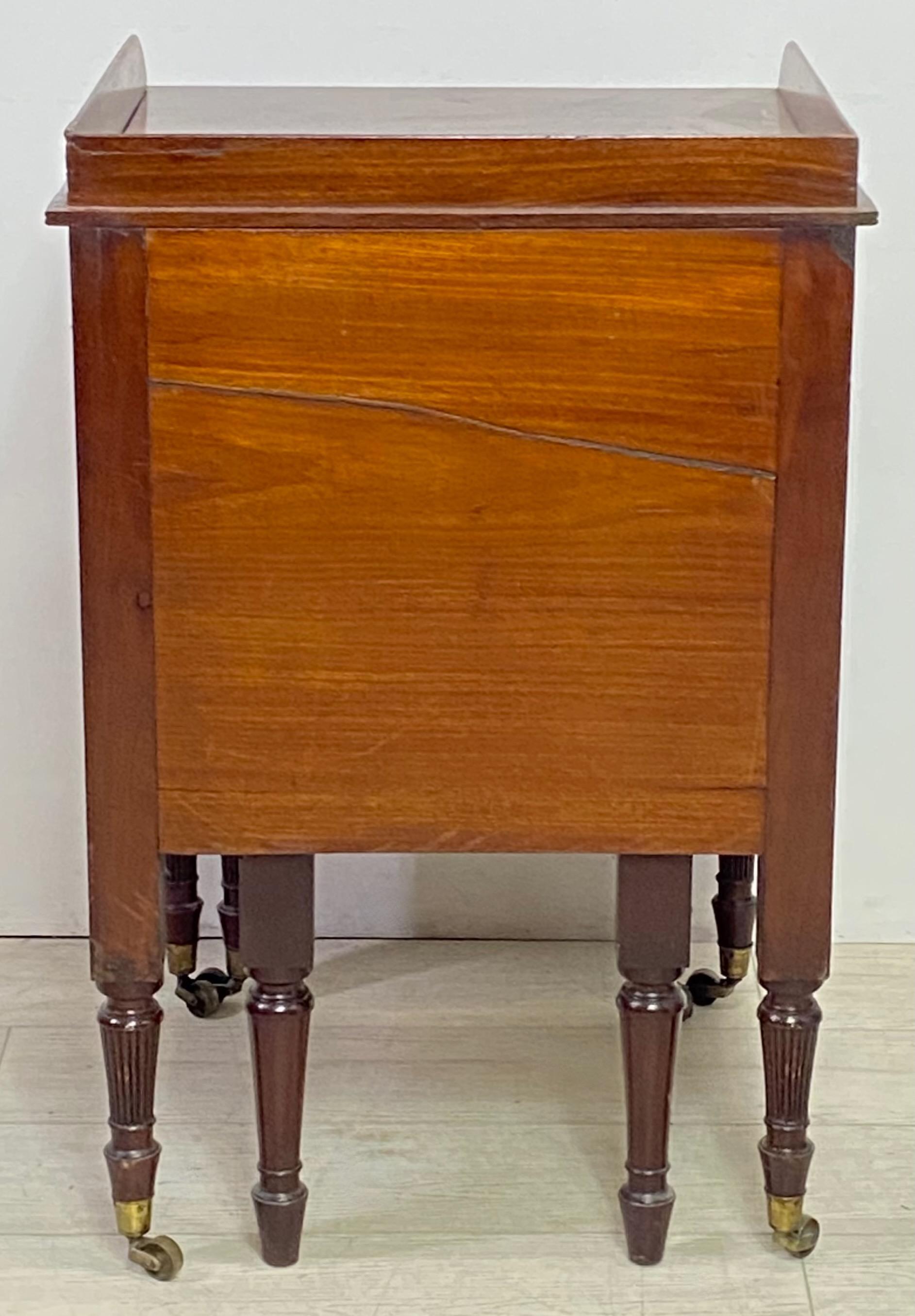 George III Mahogany Bedside Cabinet / Night Stand, English c1820 For Sale 1