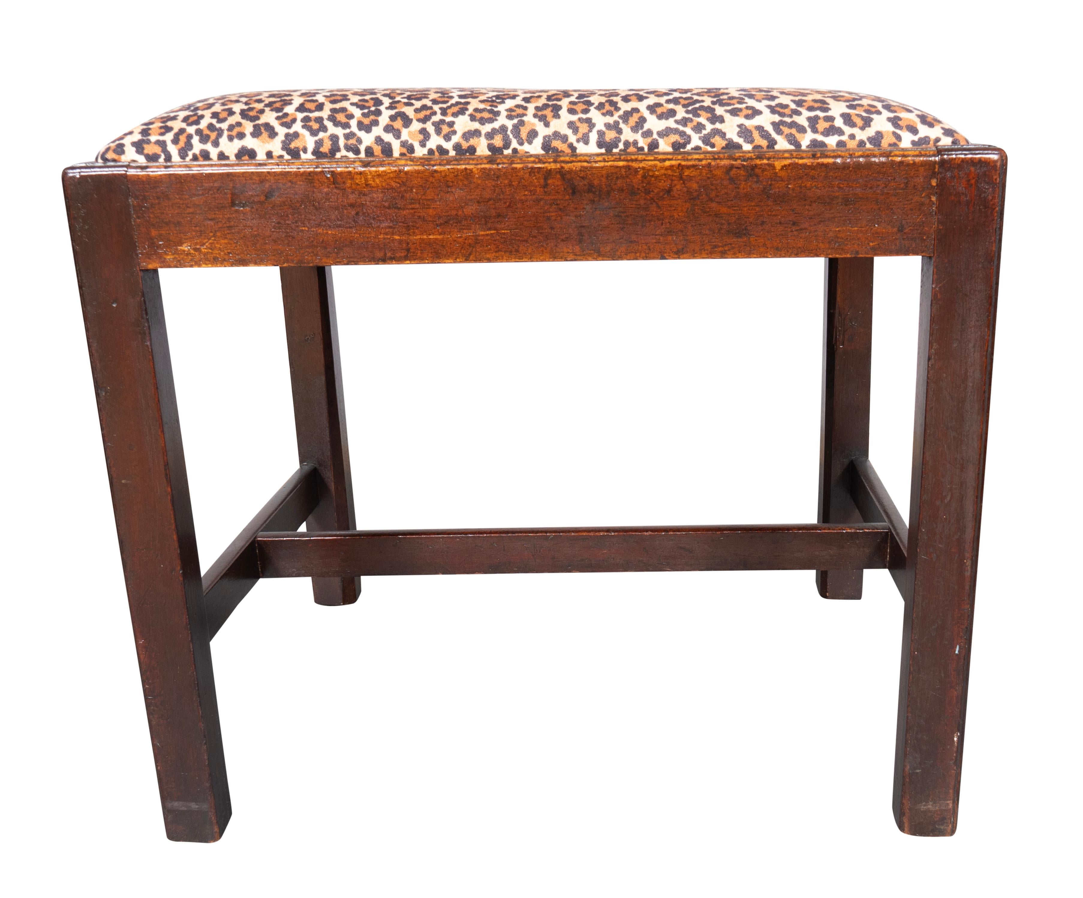 George III Mahogany Bench In Good Condition For Sale In Essex, MA