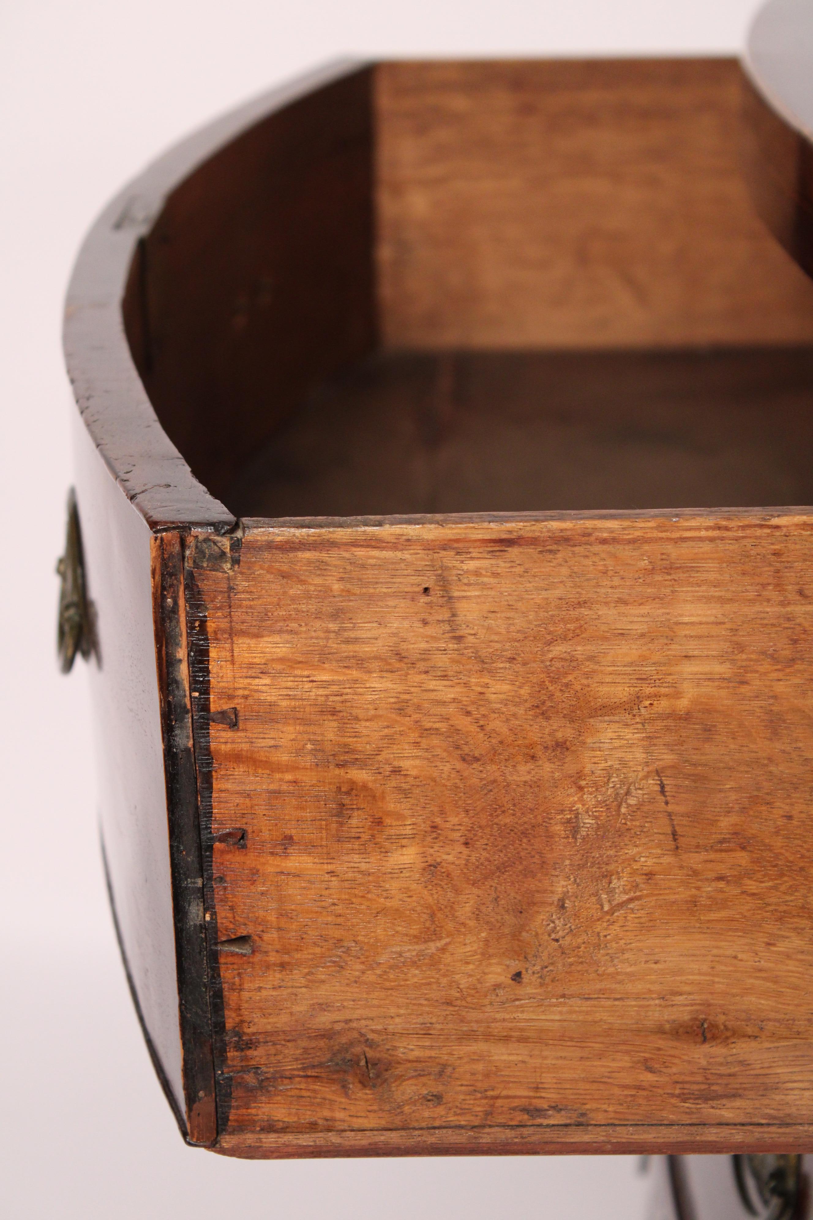 George III Mahogany Bow Front Chest of Drawers 6