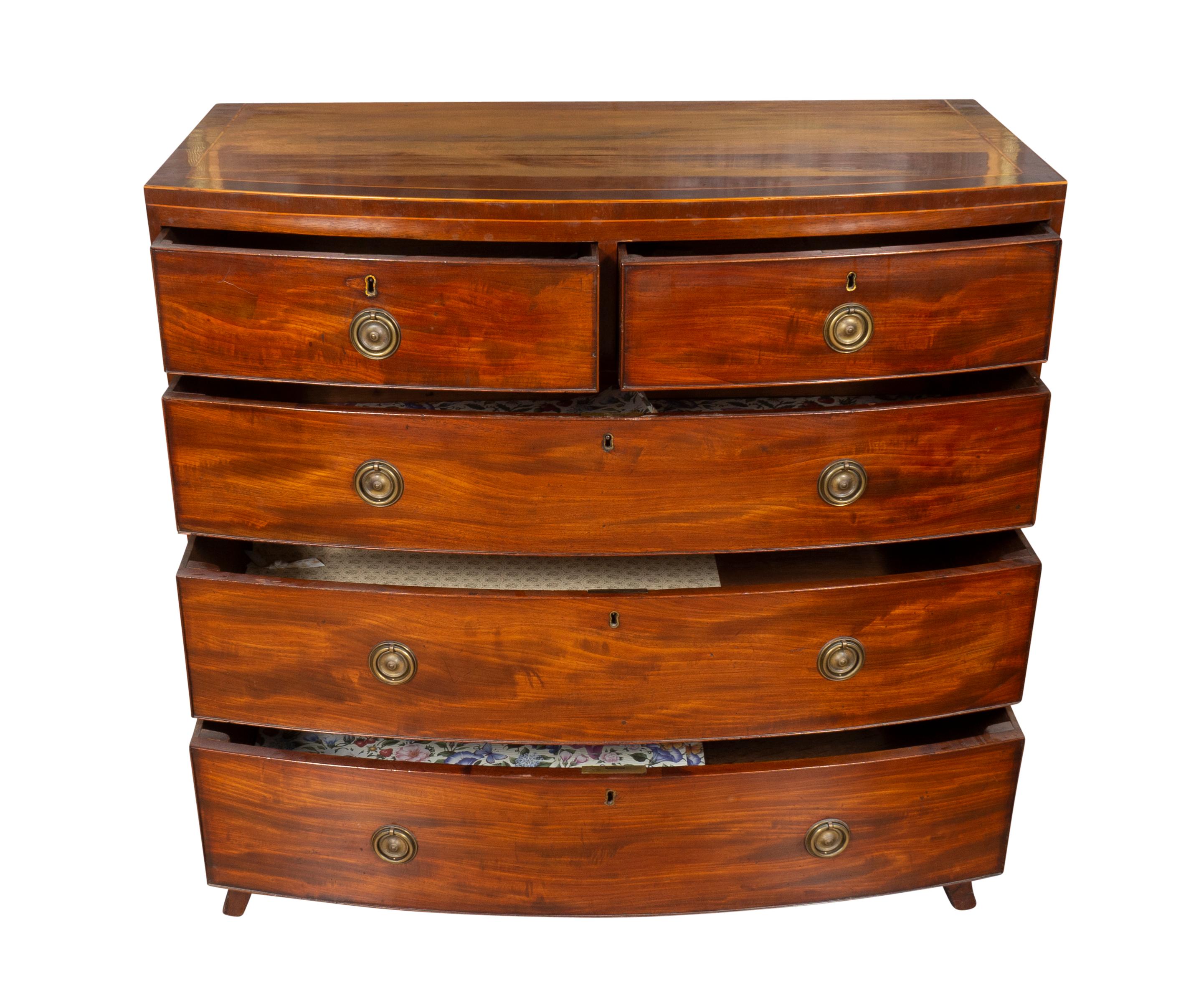 George III Mahogany Bow front Chest Of Drawers 3