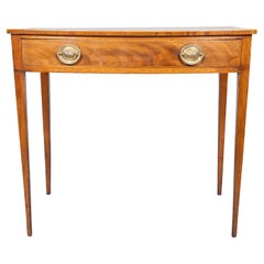 George III Mahagoni Bowfront Beistelltisch