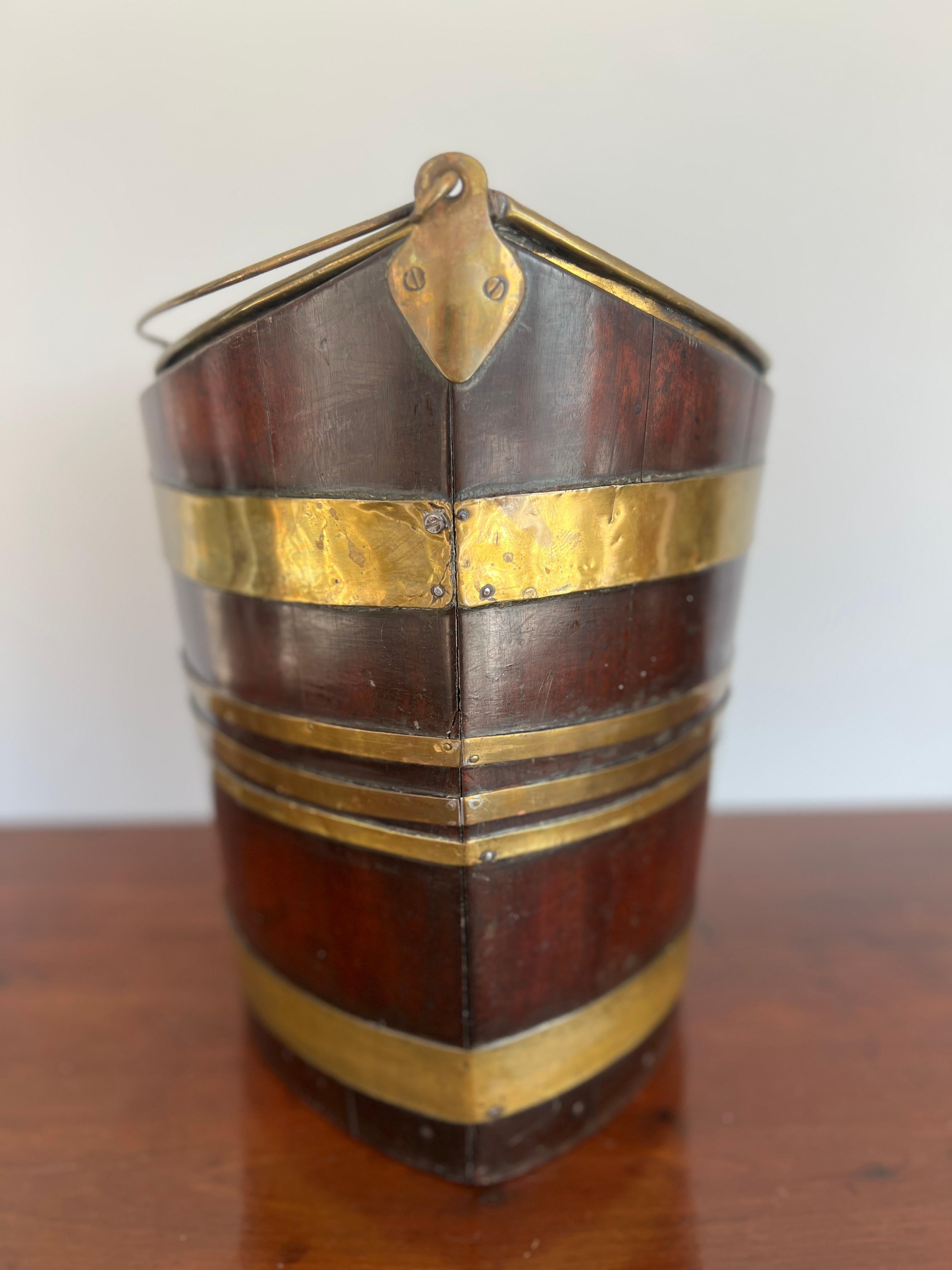 19th Century George III Mahogany & Brass Mounted Peat or Kindling Bucket C. 1800 For Sale