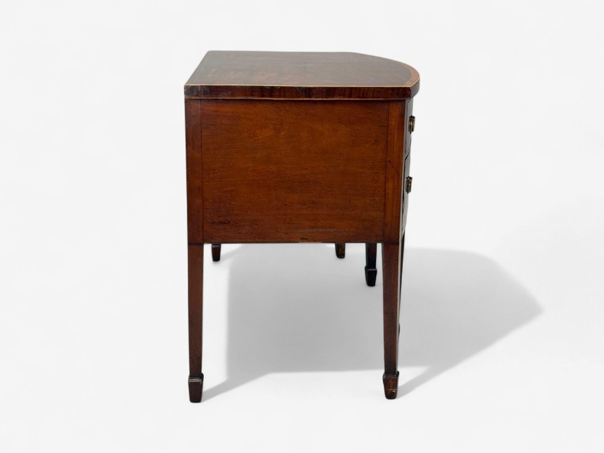George III, Mahogany, Brass, Sideboard, England, 18th c. For Sale 6