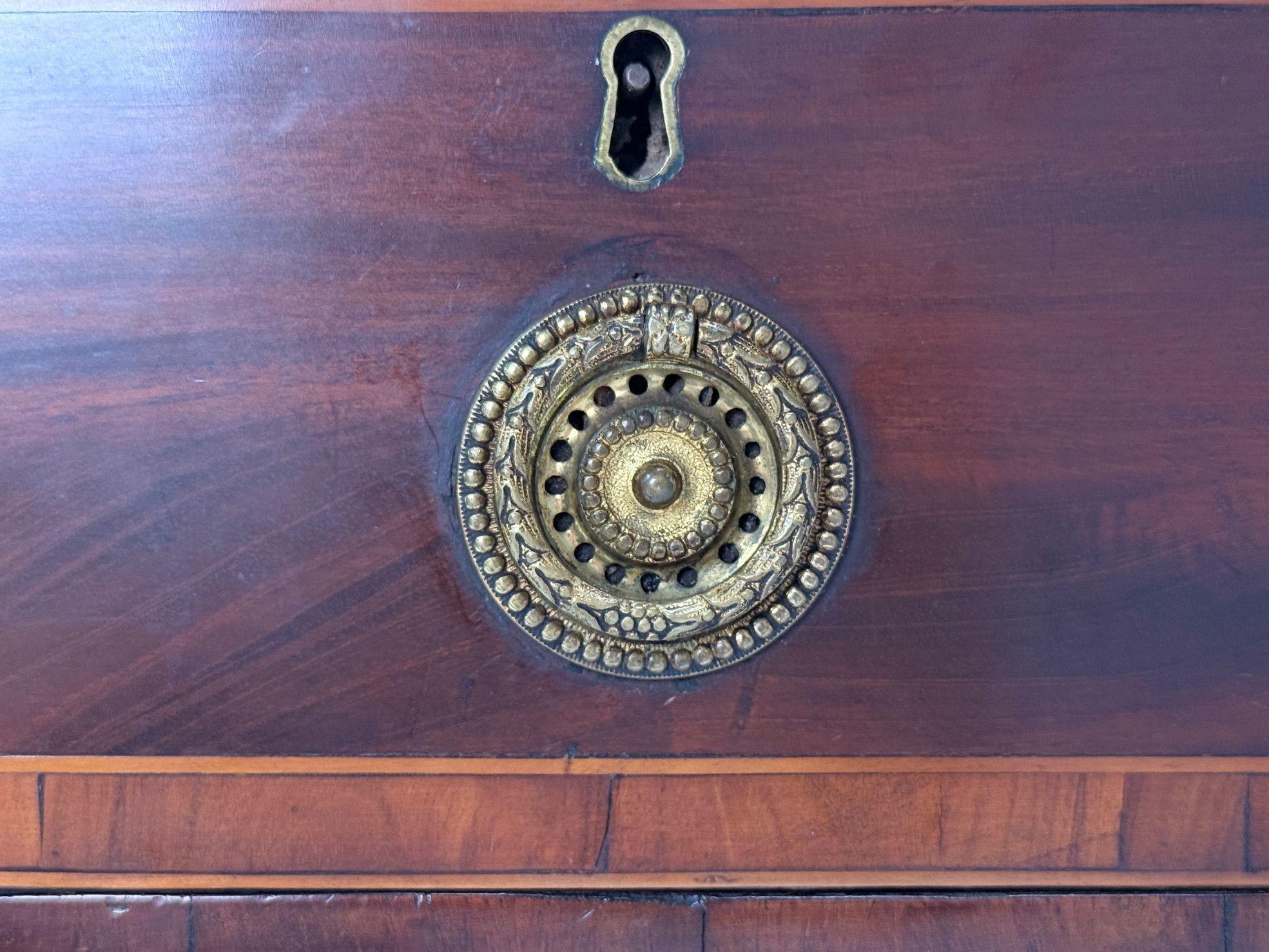 George III, Mahogany, Brass, Sideboard, England, 18th c. For Sale 2