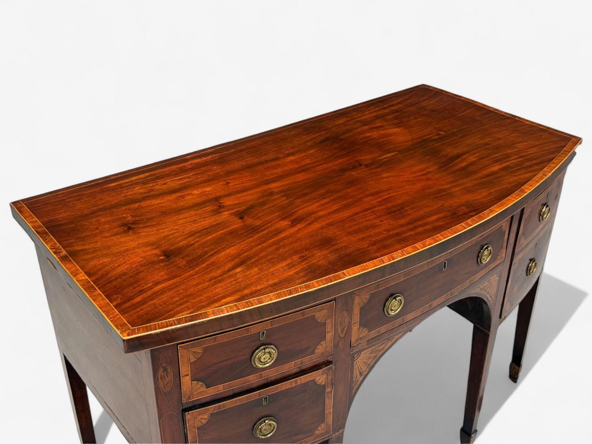 George III, Mahogany, Brass, Sideboard, England, 18th c. For Sale 4