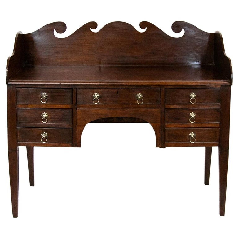 III Mahogany Buffet / Server For Sale at 1stDibs
