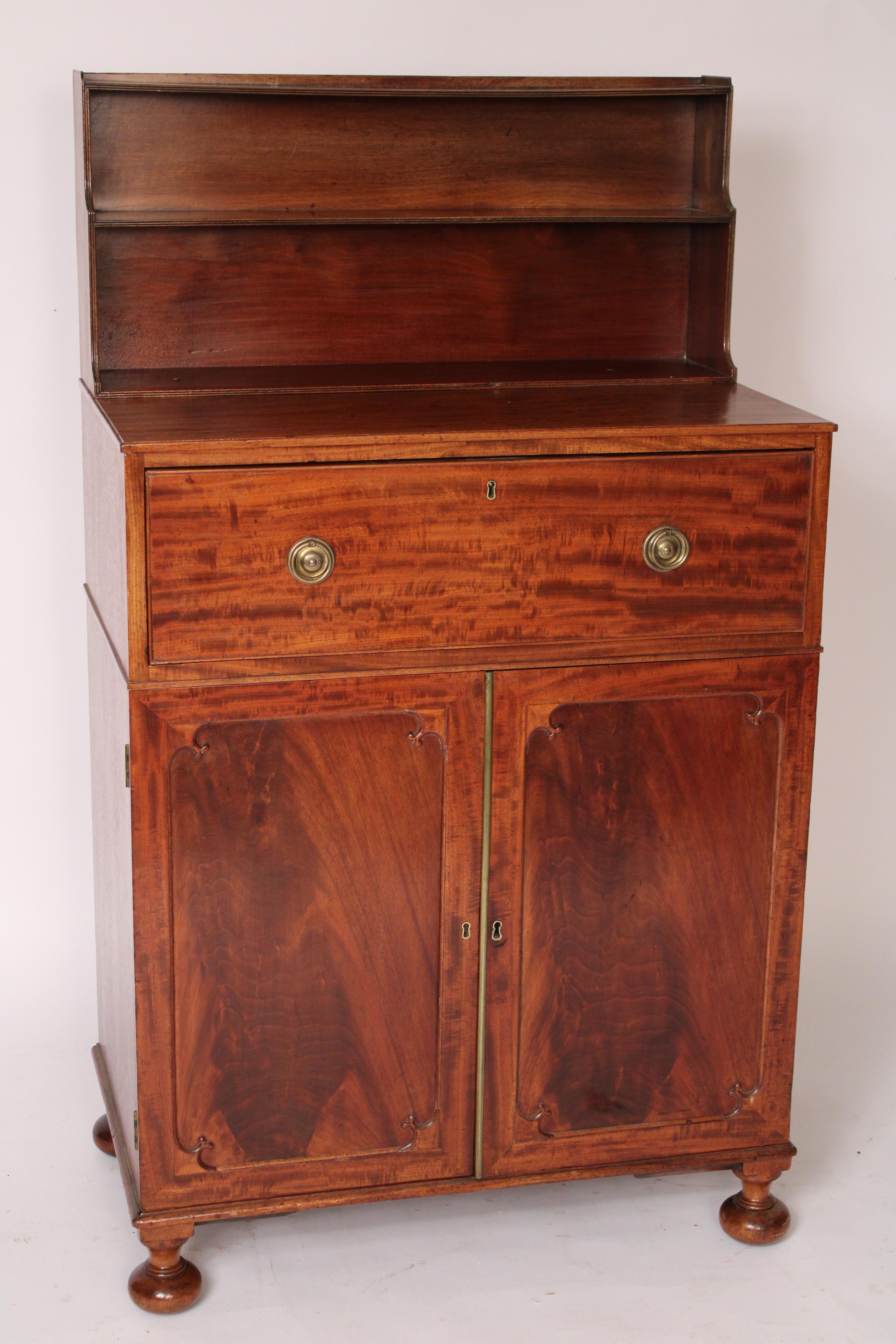 English George III Mahogany Butlers Desk