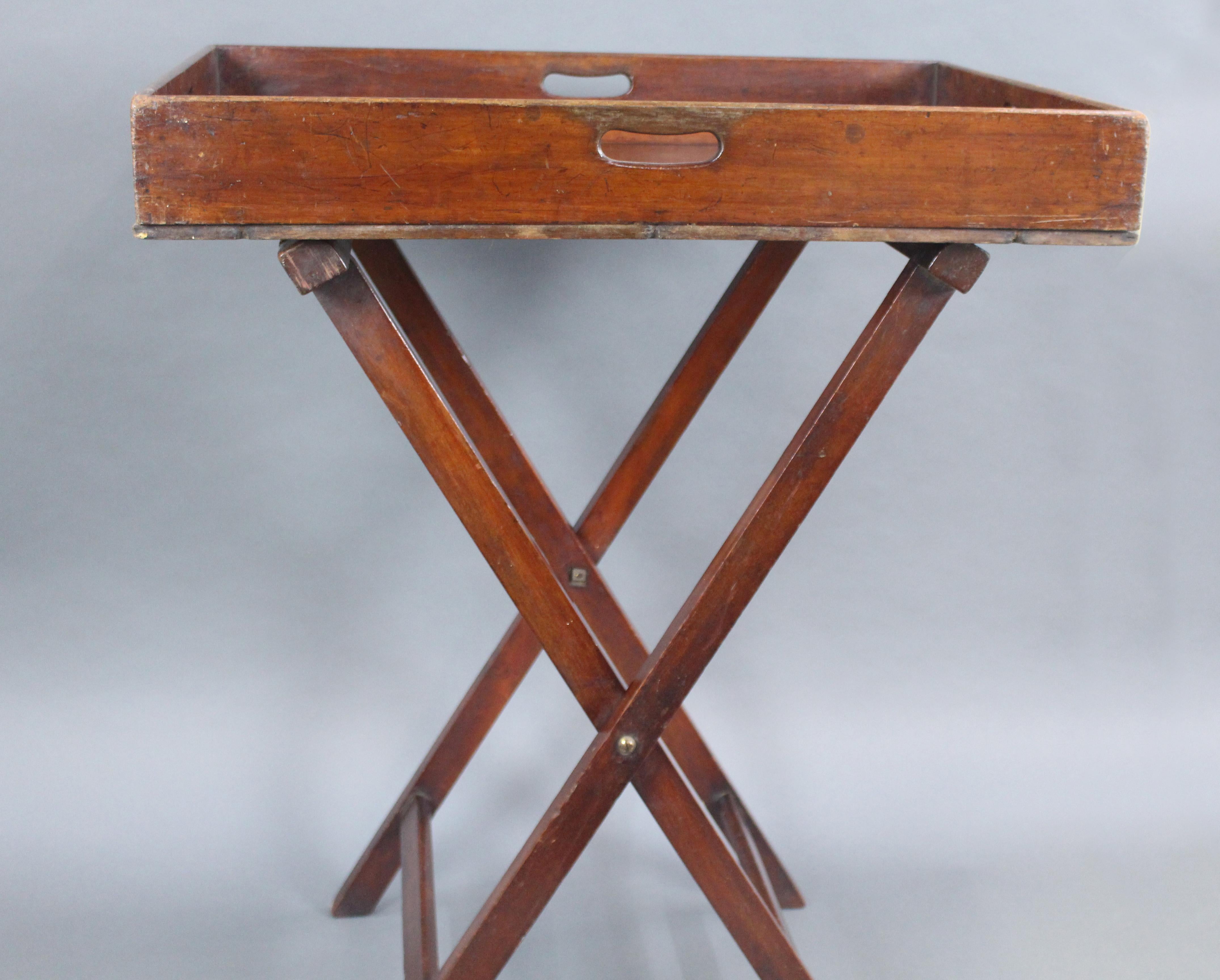 George III Mahogany Butlers Tray on Stand In Good Condition In Worcester, Worcestershire