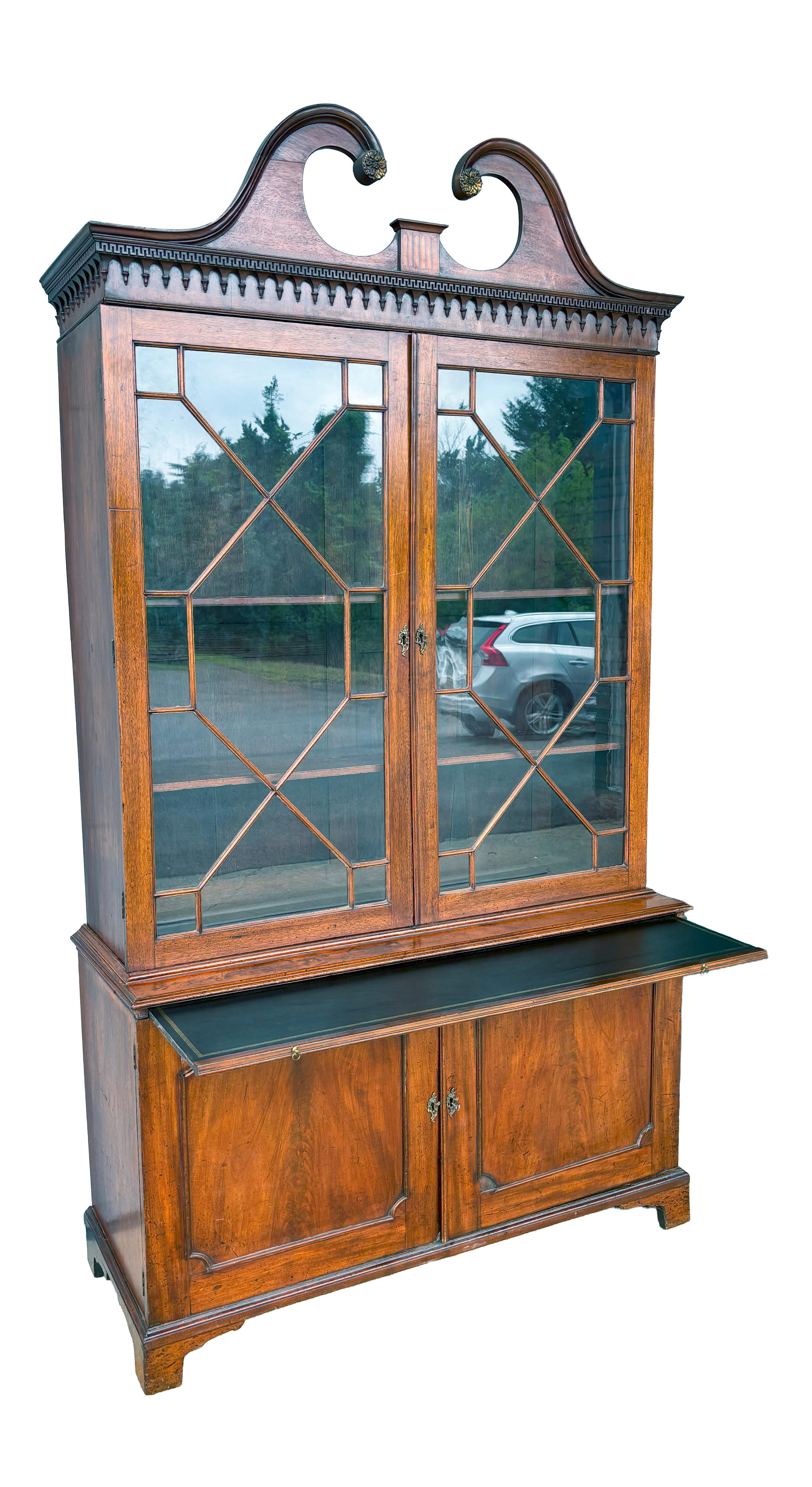 English George III Mahogany Cabinet For Sale