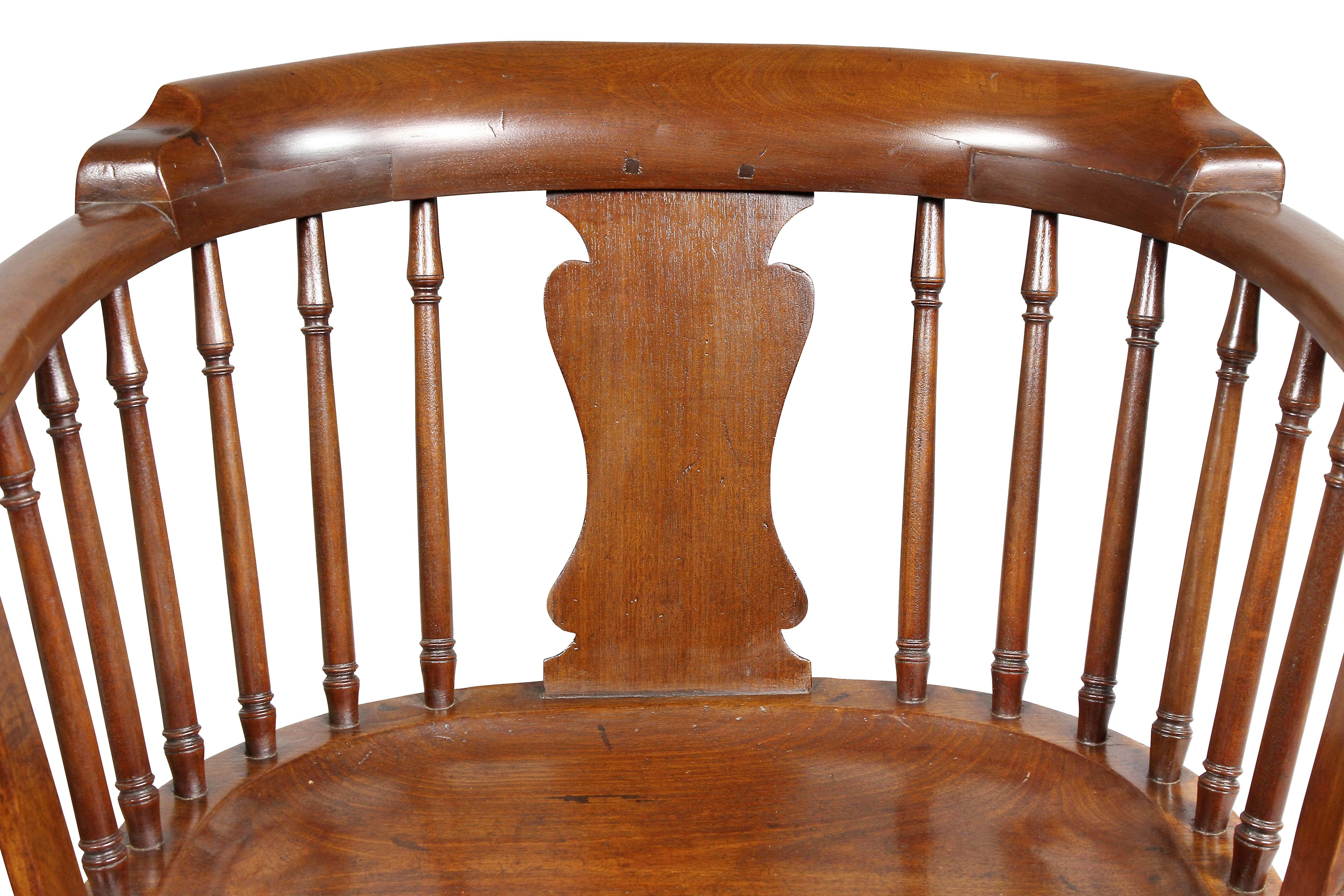 George III Mahogany Captains Armchair In Good Condition For Sale In Essex, MA