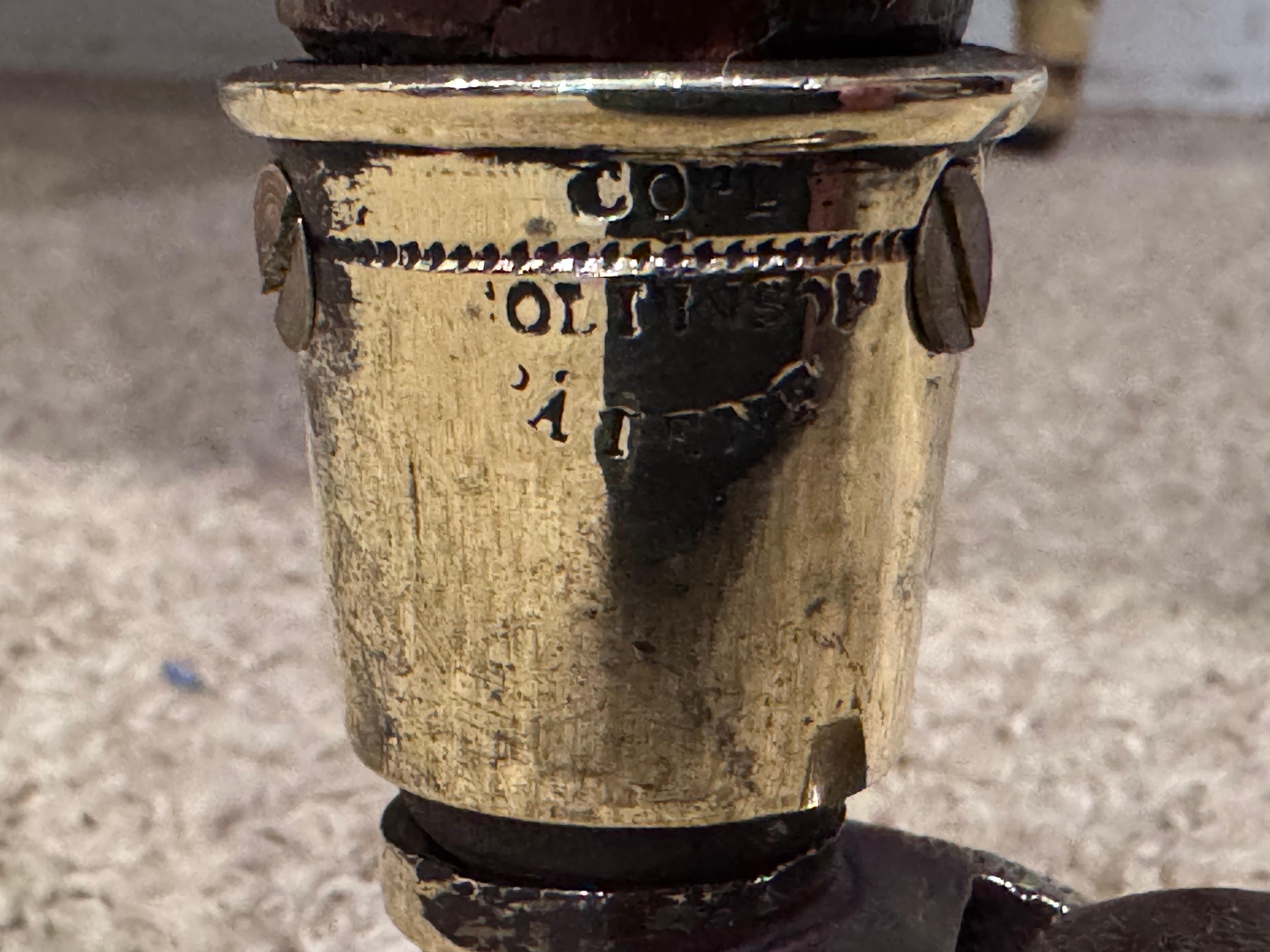 George III Mahogany Carlton House Desk, attributed to Gillow of Lancaster.C.1790 (18. Jahrhundert und früher) im Angebot