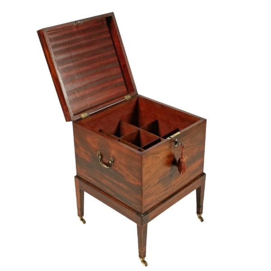 George III Mahogany Cellaret, 19th Century In Good Condition For Sale In London, GB