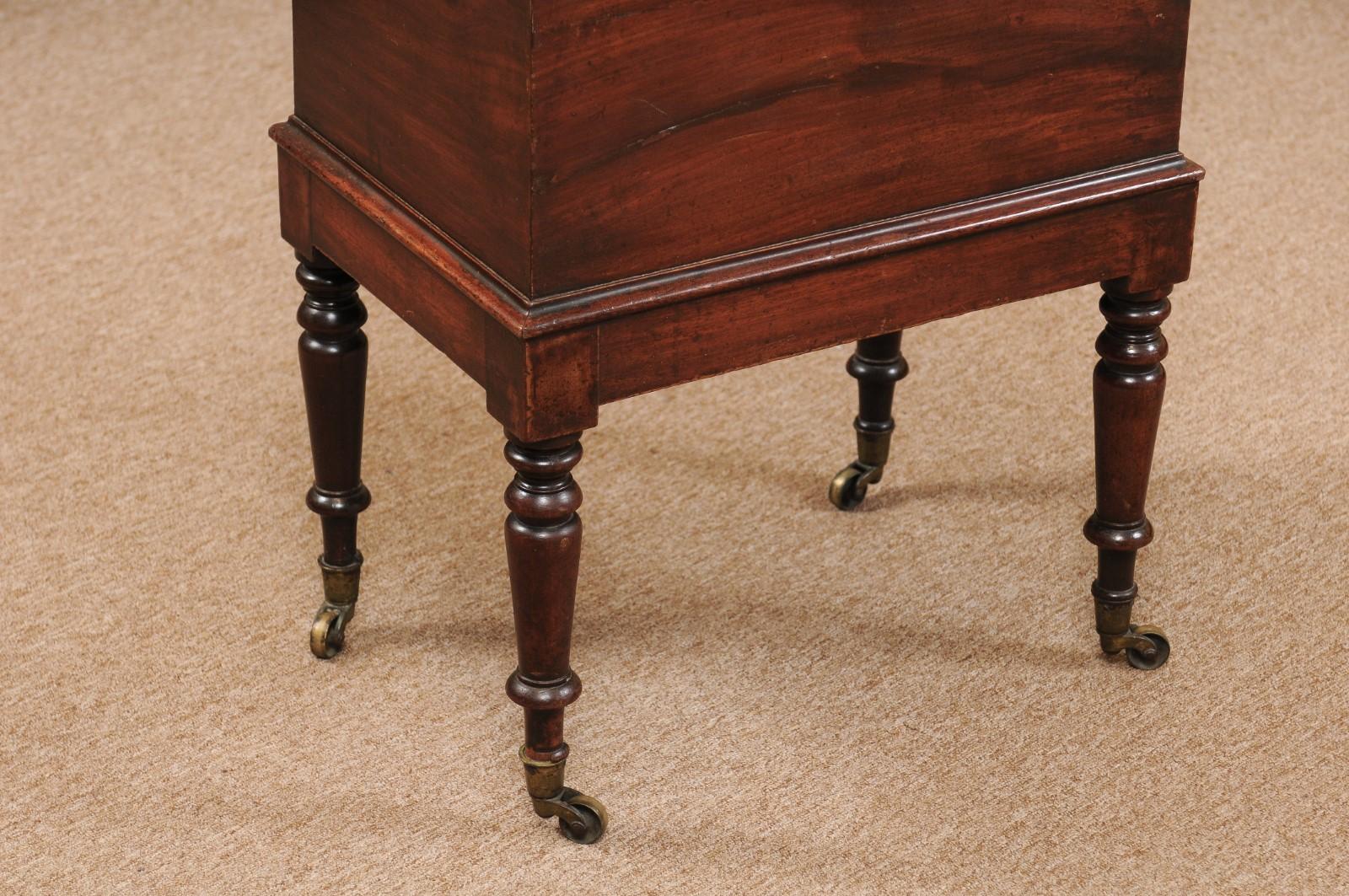 George III Mahogany Cellarette on Stand, England Early 19th Century 1
