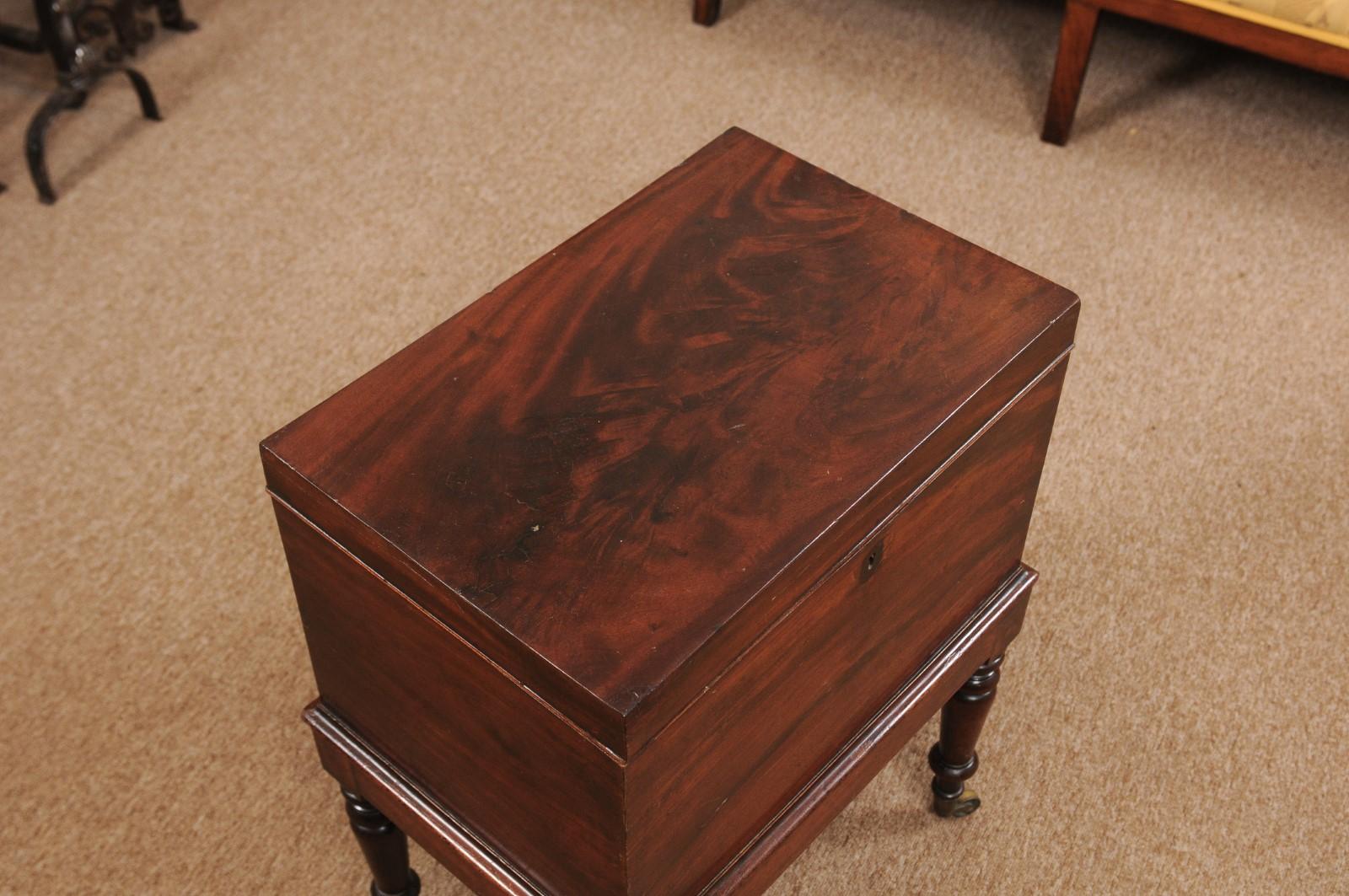 George III Mahogany Cellarette on Stand, England Early 19th Century 2