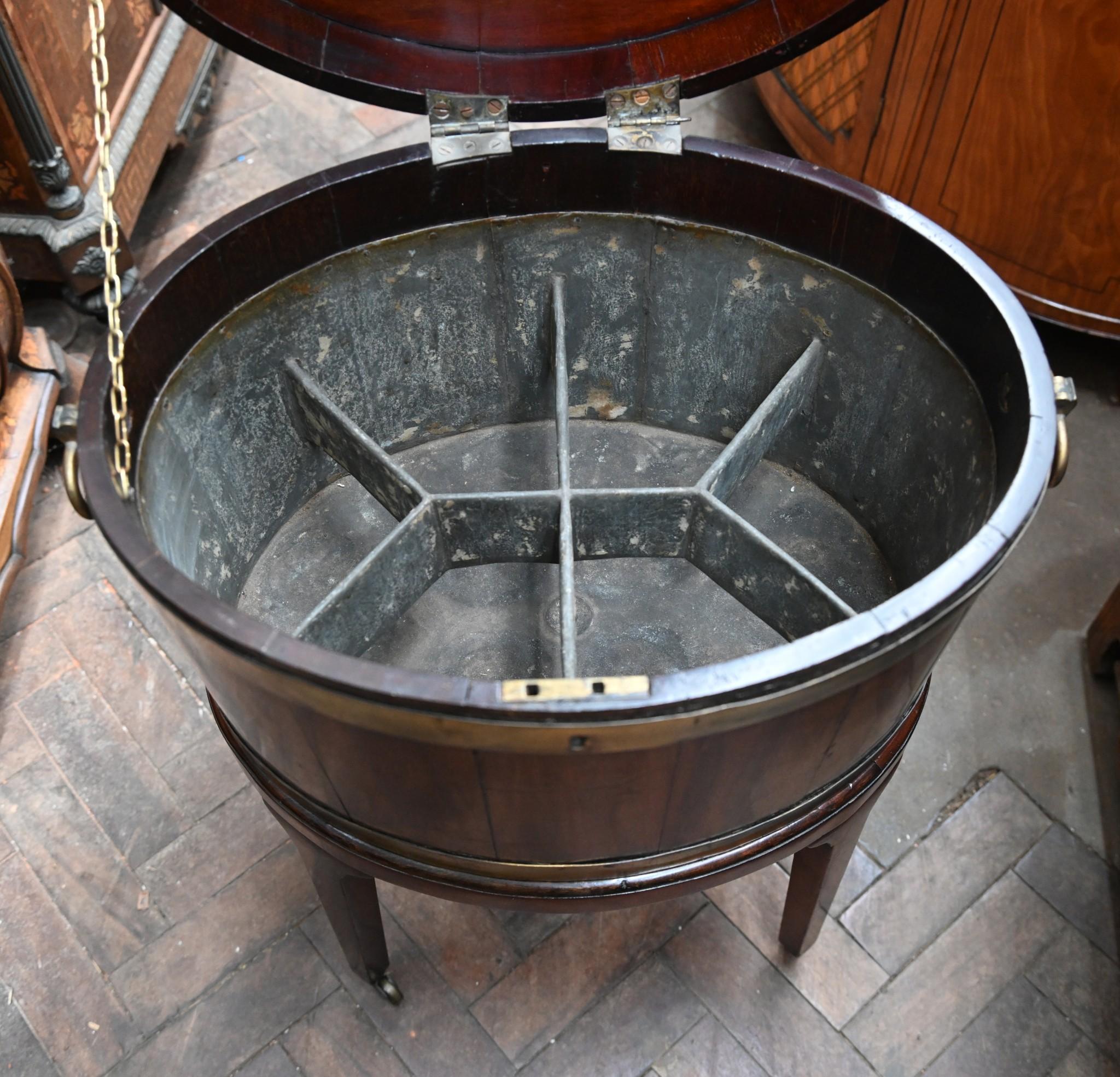 George III Mahogany Cellerette Wine Chest Champagne Bucket 1770 For Sale 6