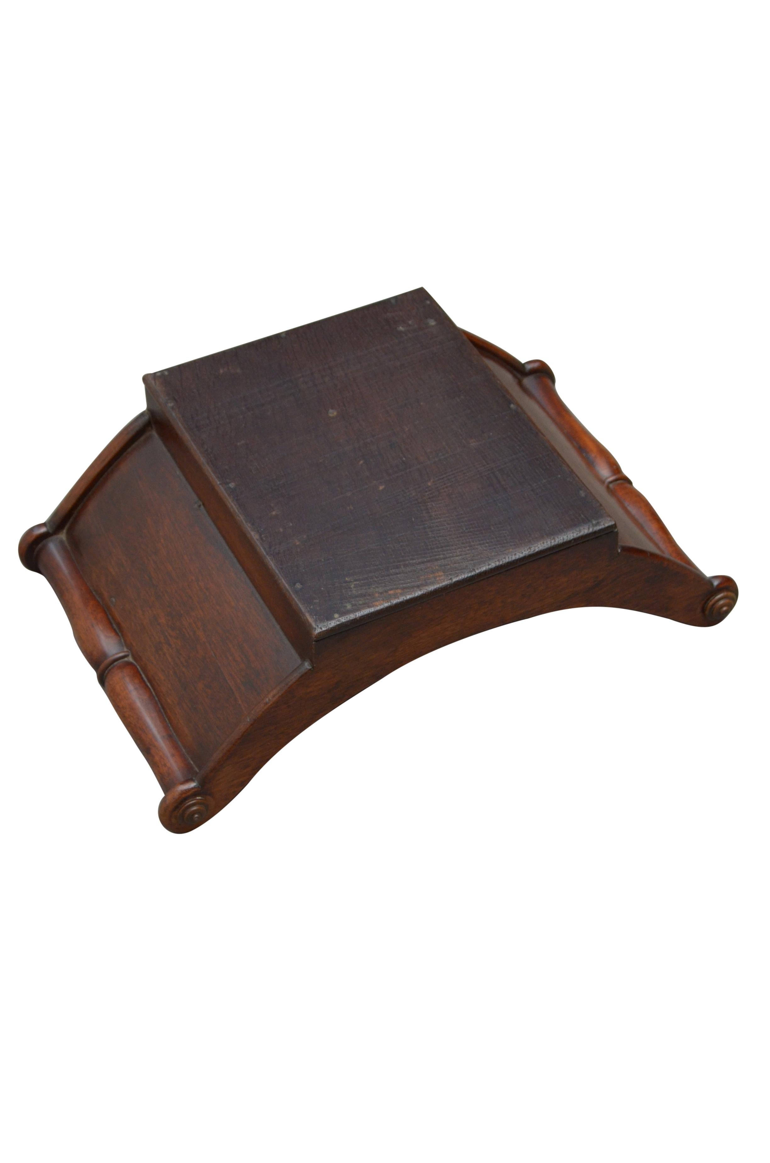 George III Mahogany Cheese Coaster For Sale 3