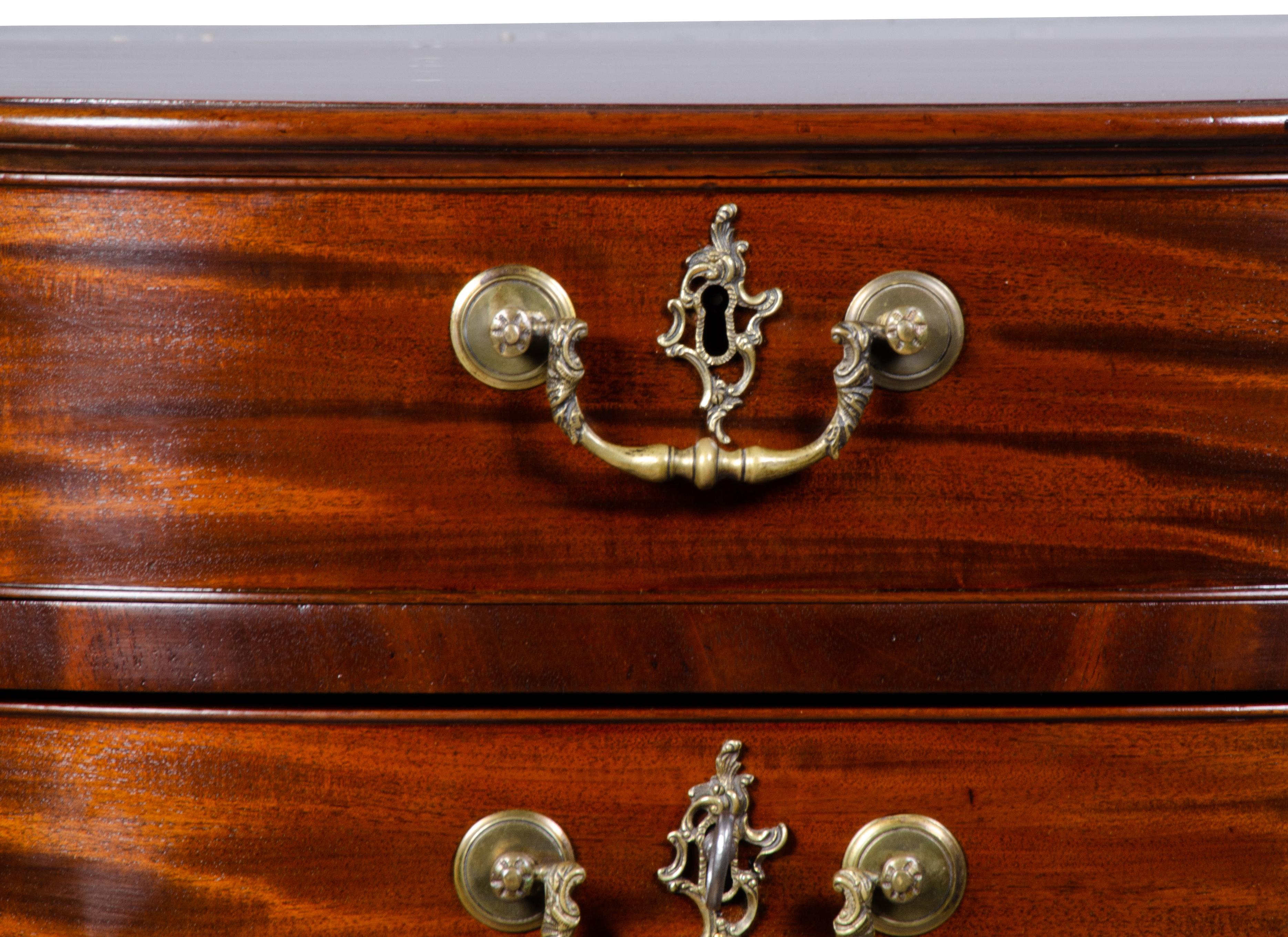 George III Mahogany Chest Attributed to Wright and Elwick For Sale 7