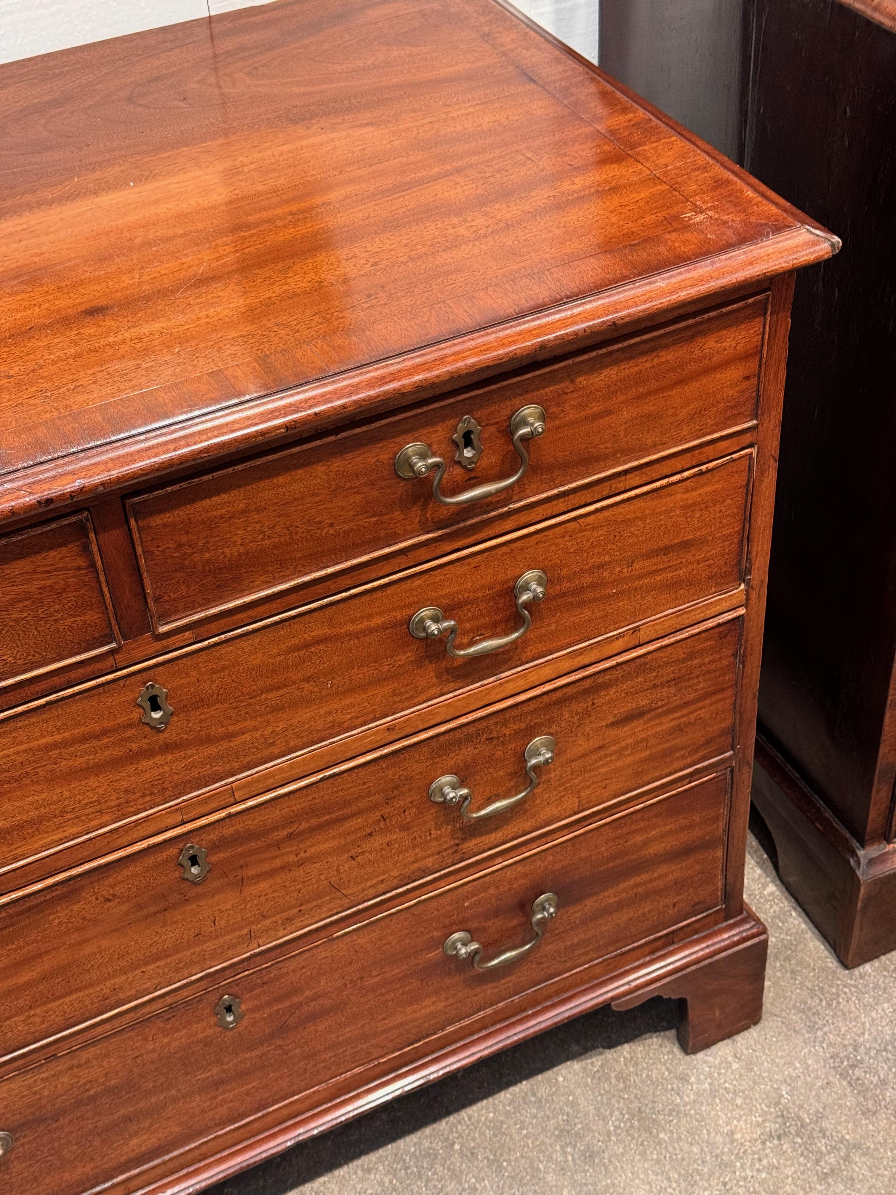 Arcón de caoba Jorge III en Bueno estado para la venta en Charlottesville, VA