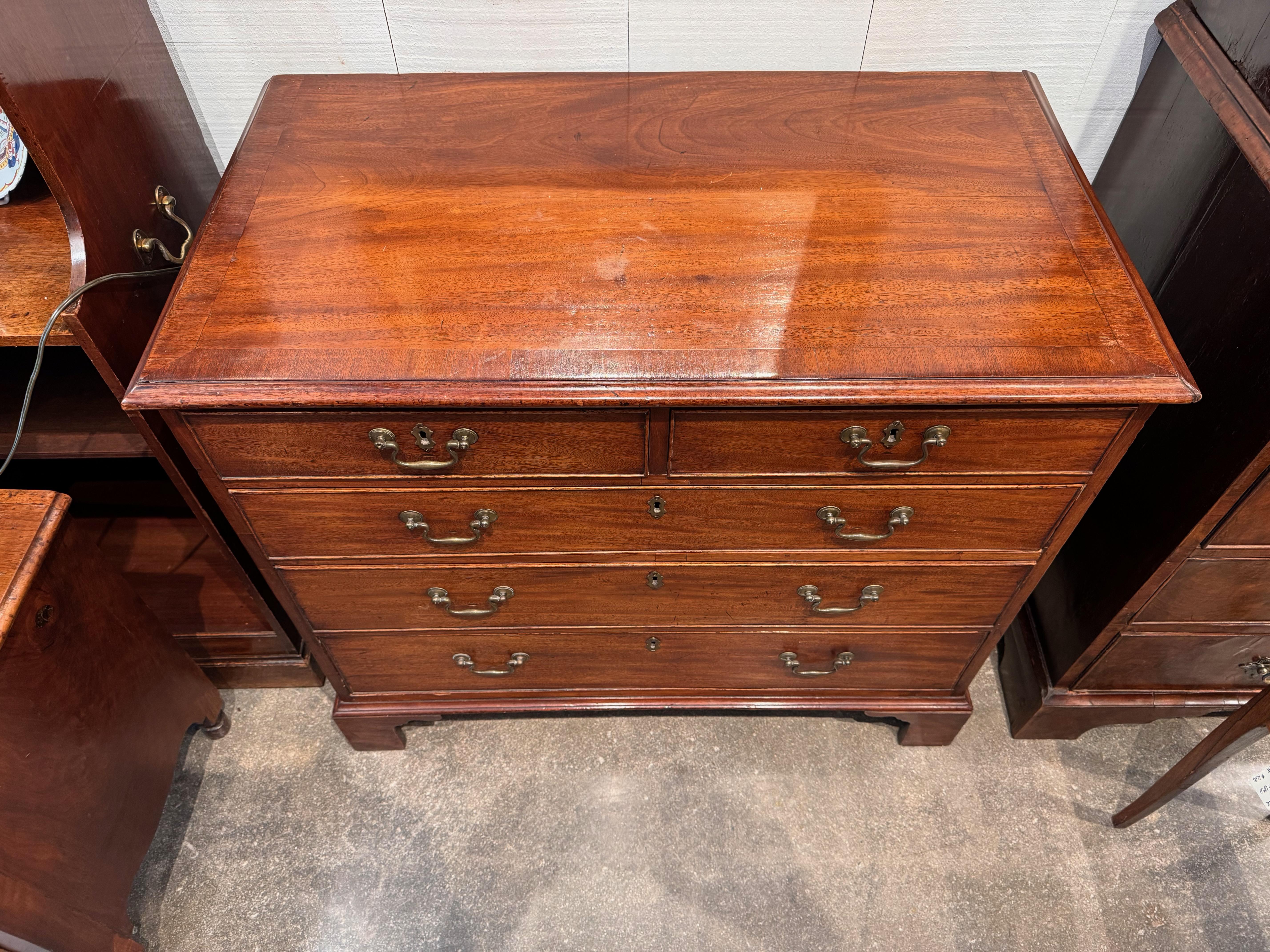Arcón de caoba Jorge III siglo XIX en venta