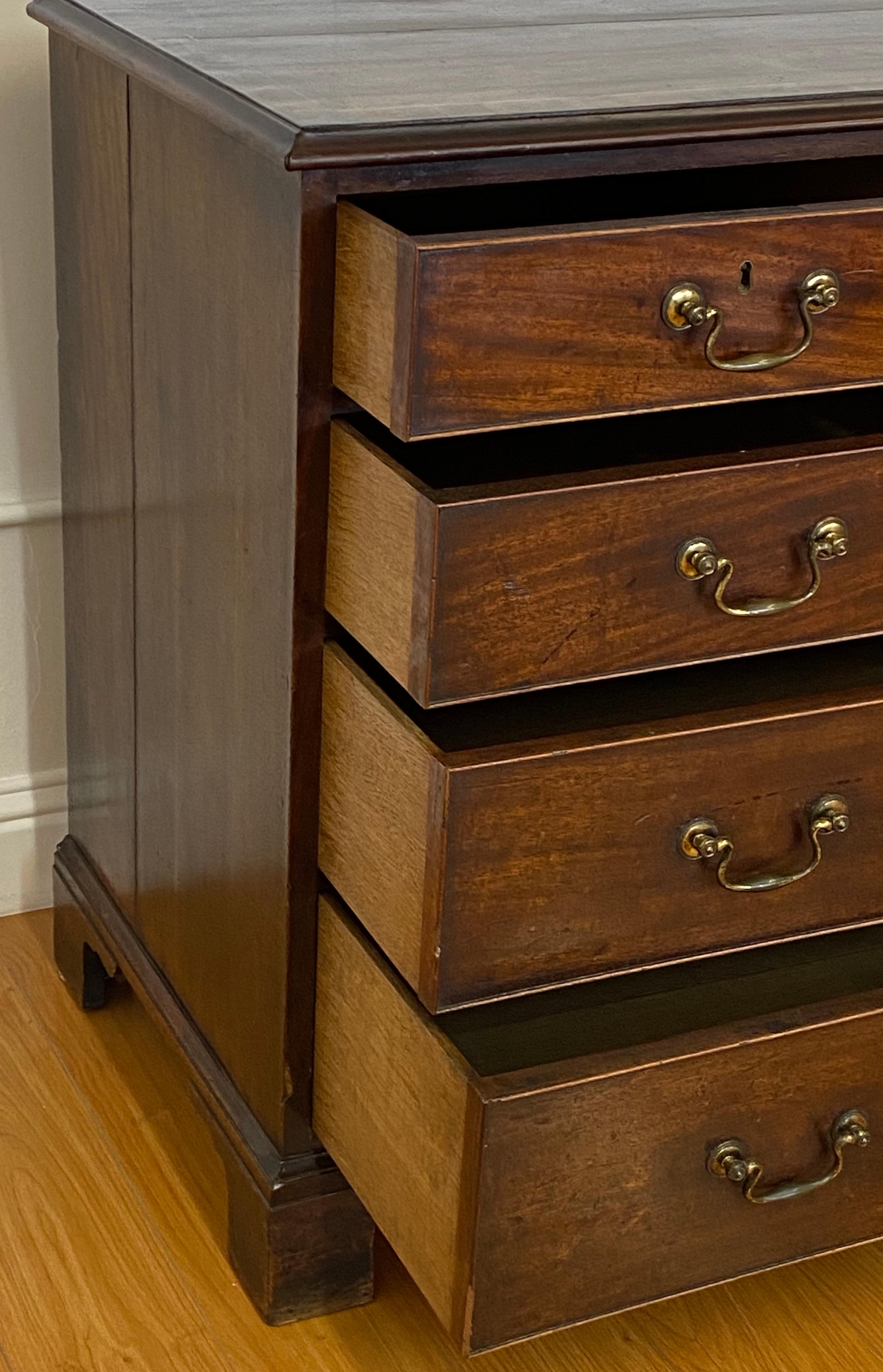 Hand-Crafted George III Mahogany Chest of Drawers, C.1790
