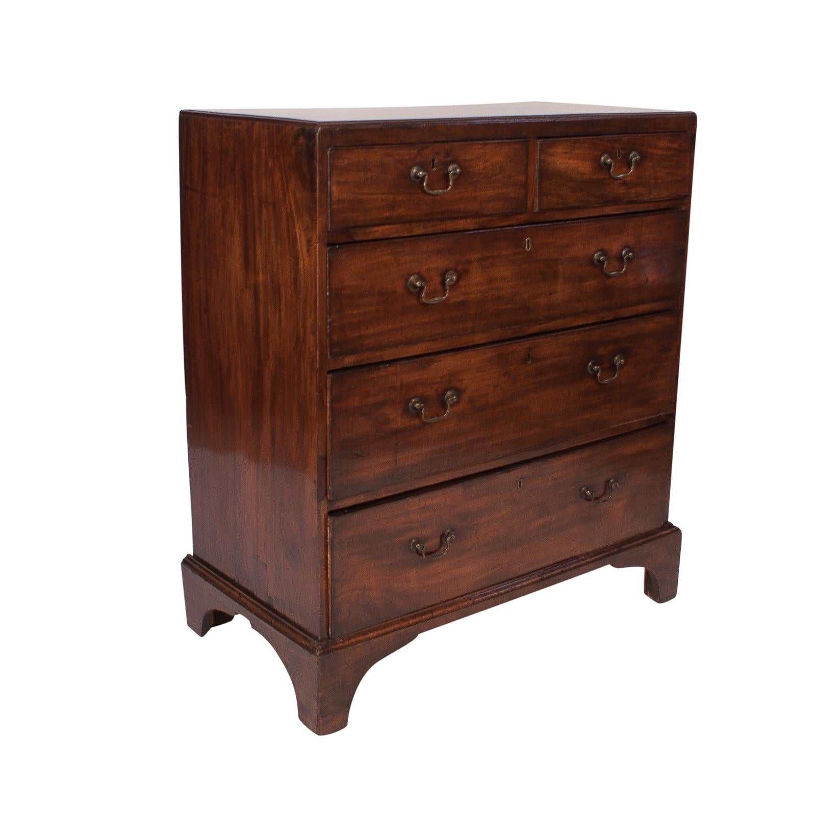 A late 18th century George III period mahogany chest of drawers, circa 1780. Good size, scale and color. In good condition recently tightened and polished with drawers working well. A classic piece of handmade furniture.