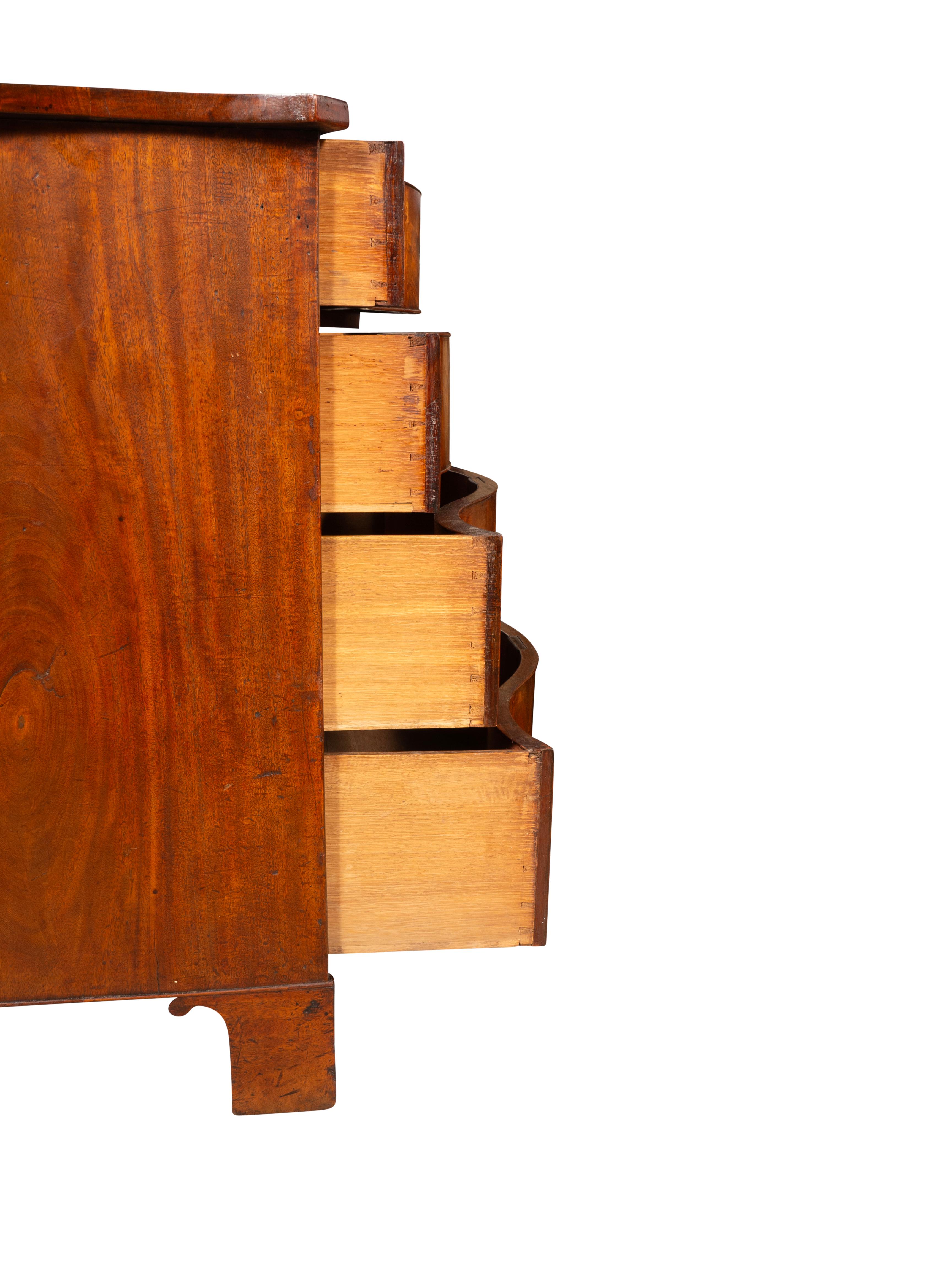 Cassettiera in mogano di Giorgio III in vendita 5