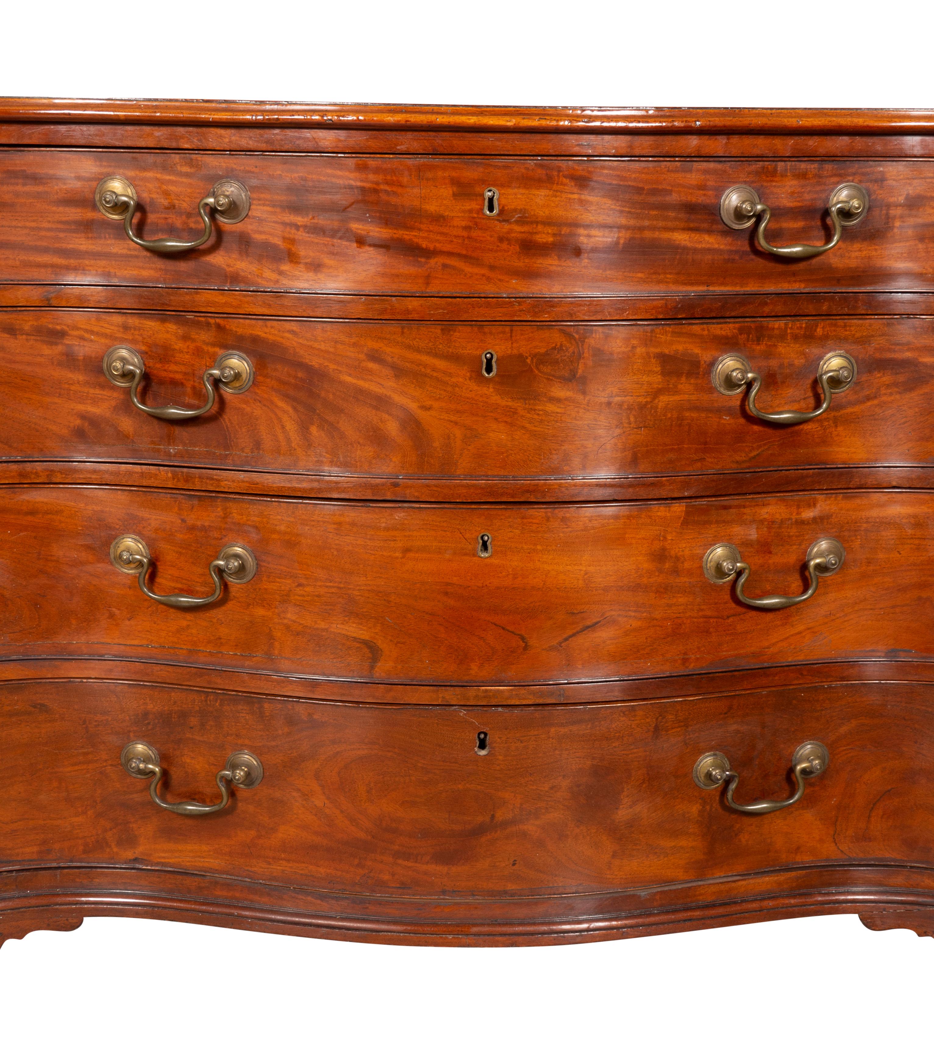 George III Mahogany Chest of Drawers For Sale 9