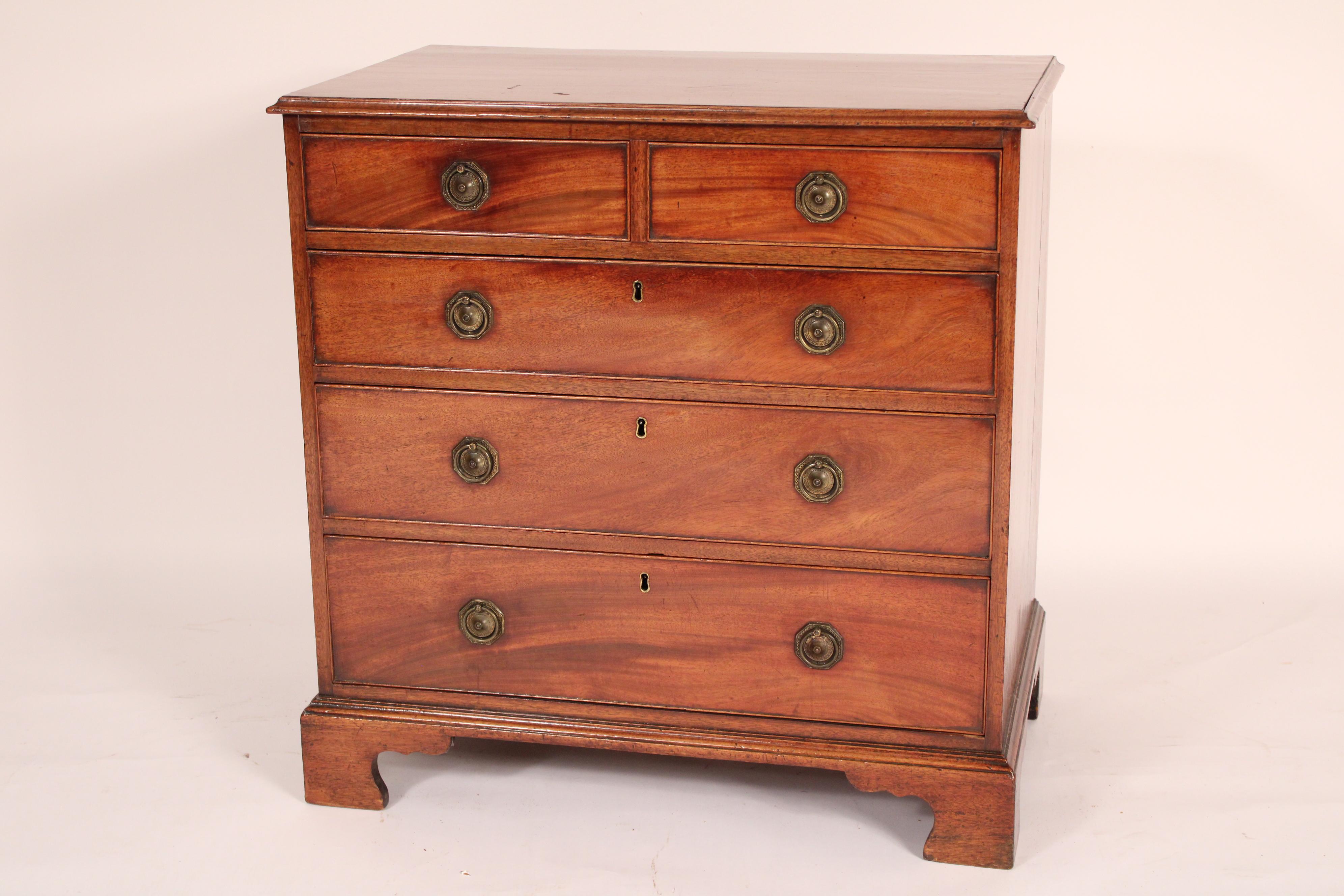 Cassettiera in mogano di Giorgio III In condizioni buone in vendita a Laguna Beach, CA