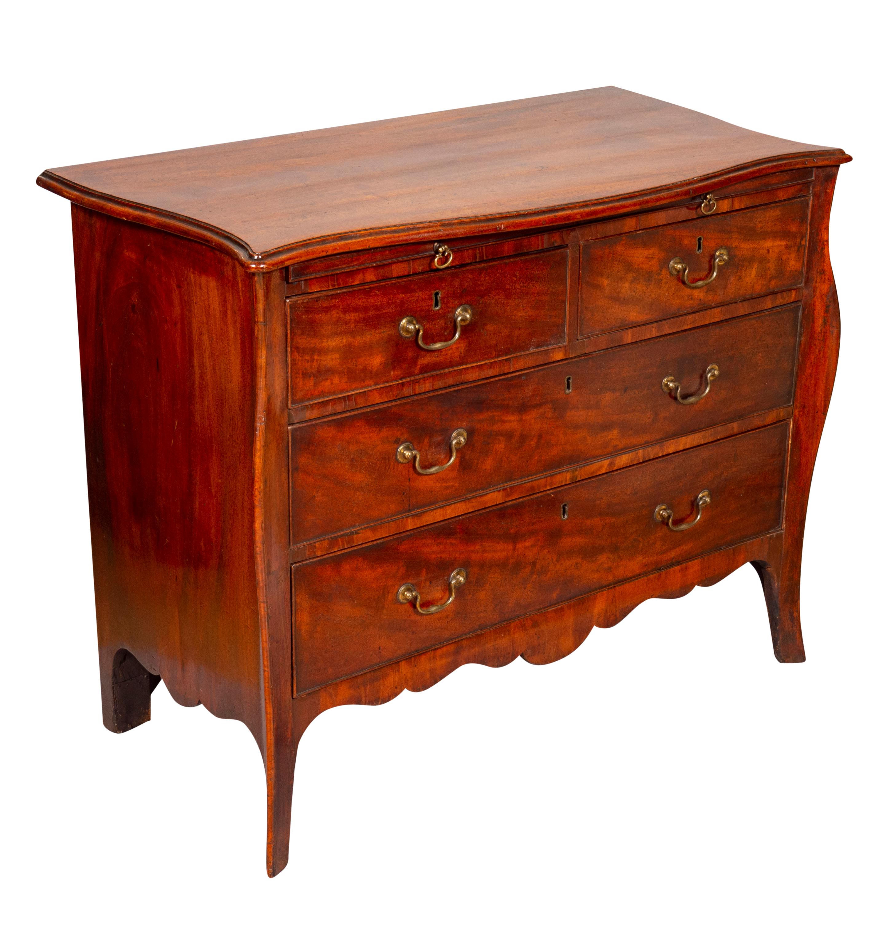 George III Mahogany Chest of Drawers In Good Condition For Sale In Essex, MA