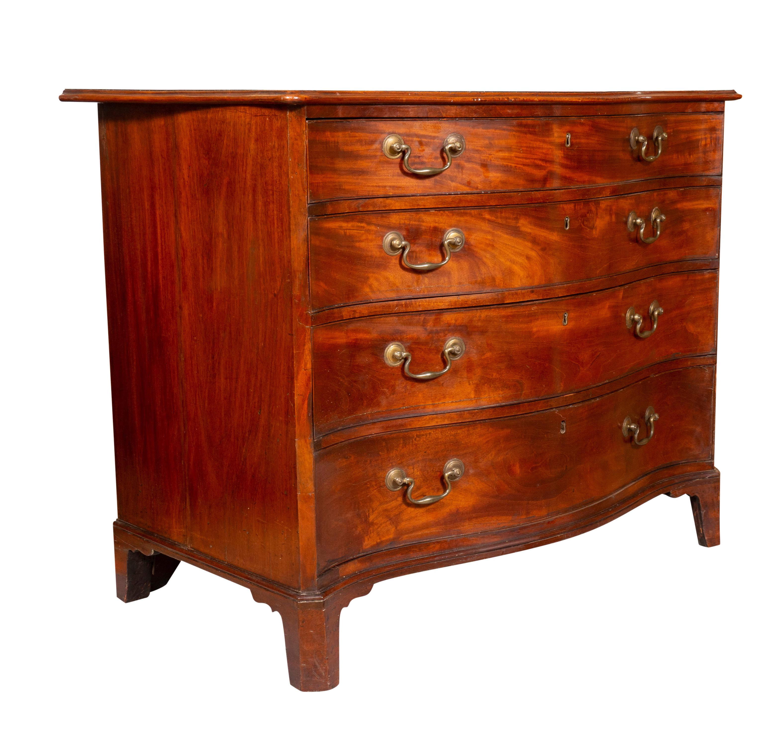 Mid-18th Century George III Mahogany Chest of Drawers For Sale