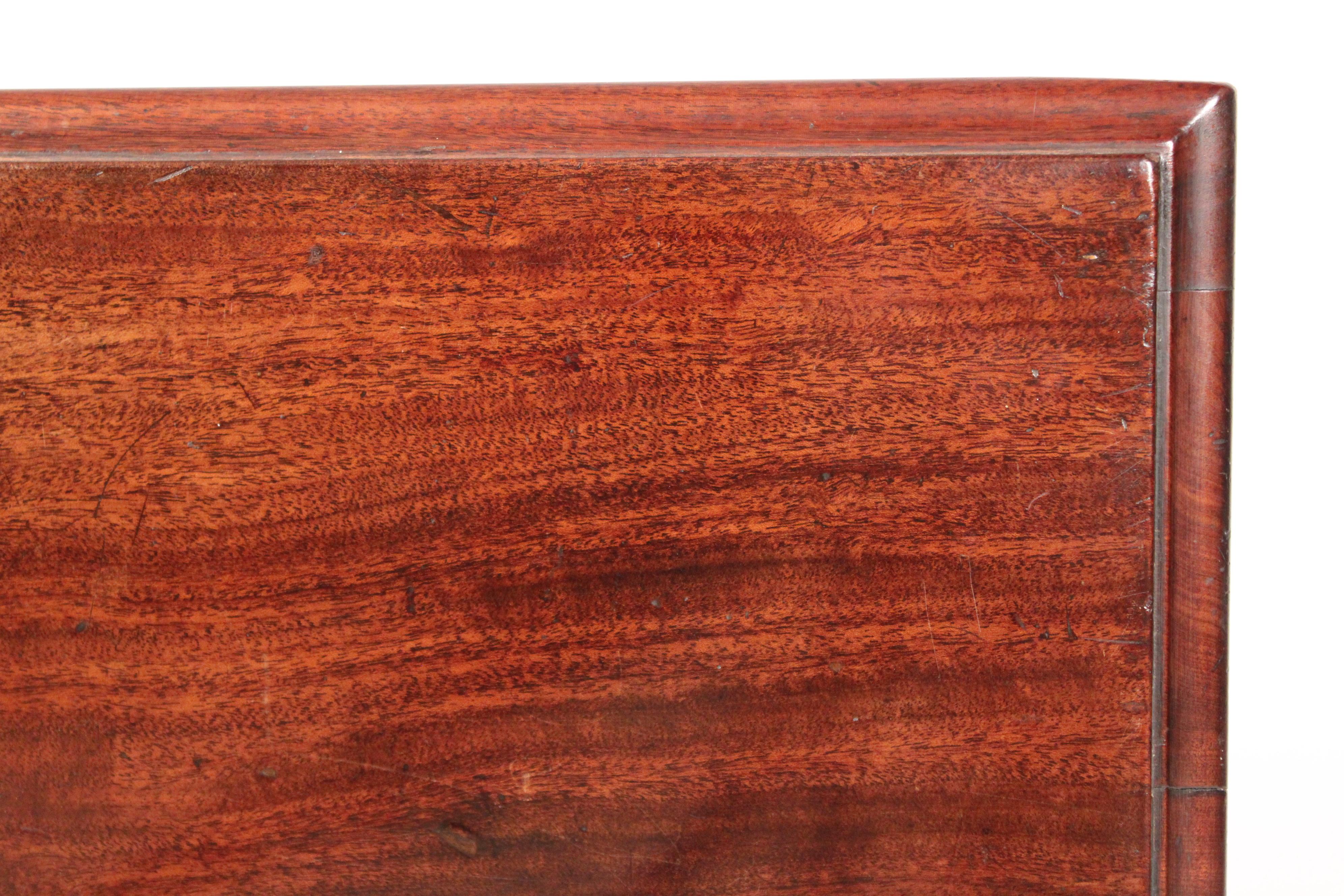 Ottone Cassettiera in mogano di Giorgio III in vendita