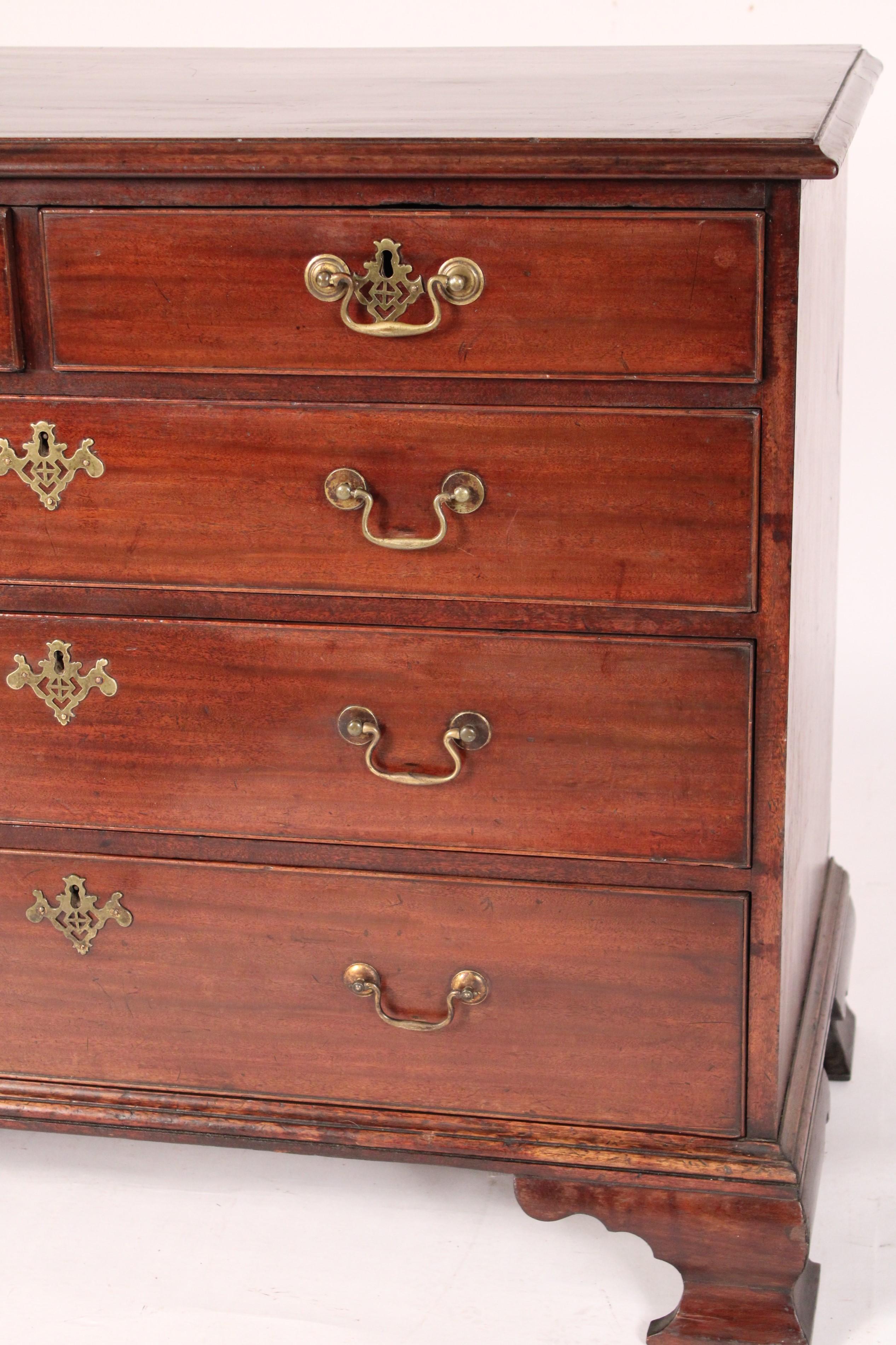 Cassettiera in mogano di Giorgio III in vendita 1