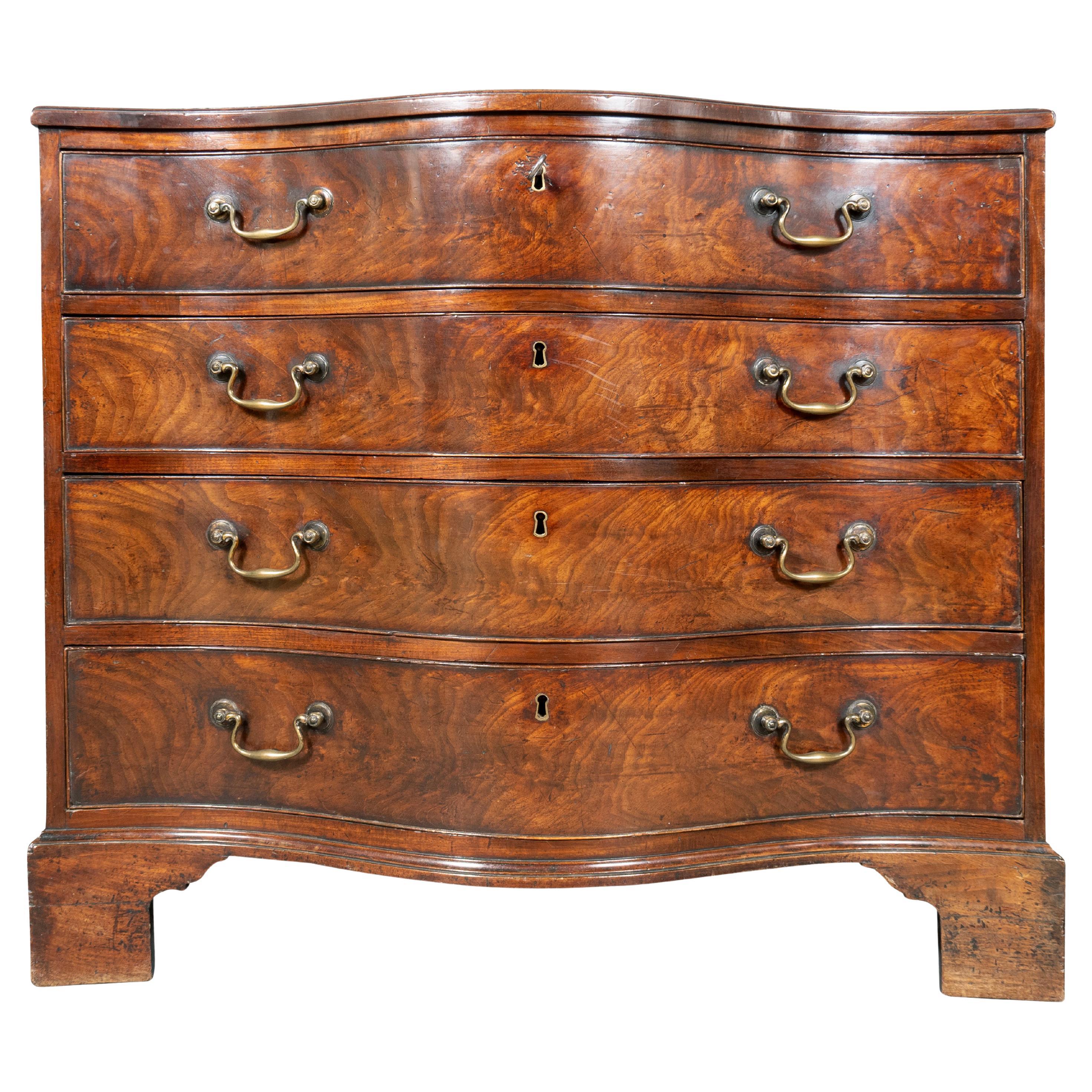 George III Mahogany Chest Of Drawers For Sale
