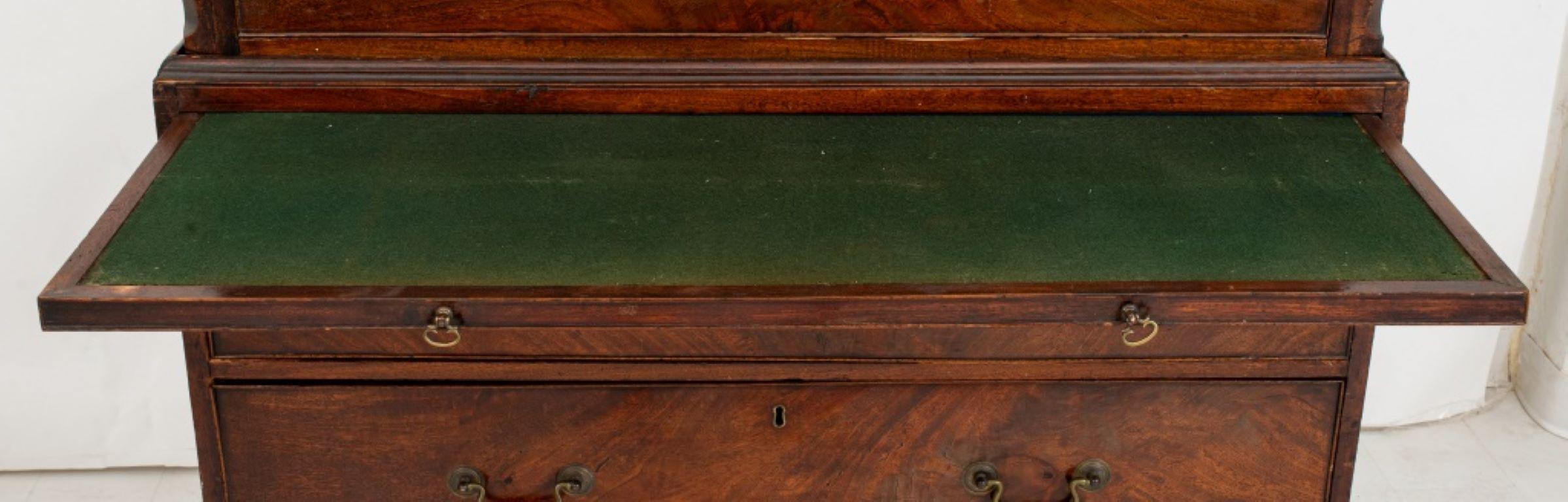 George III Mahogany Chest on Chest, 18th C For Sale 1