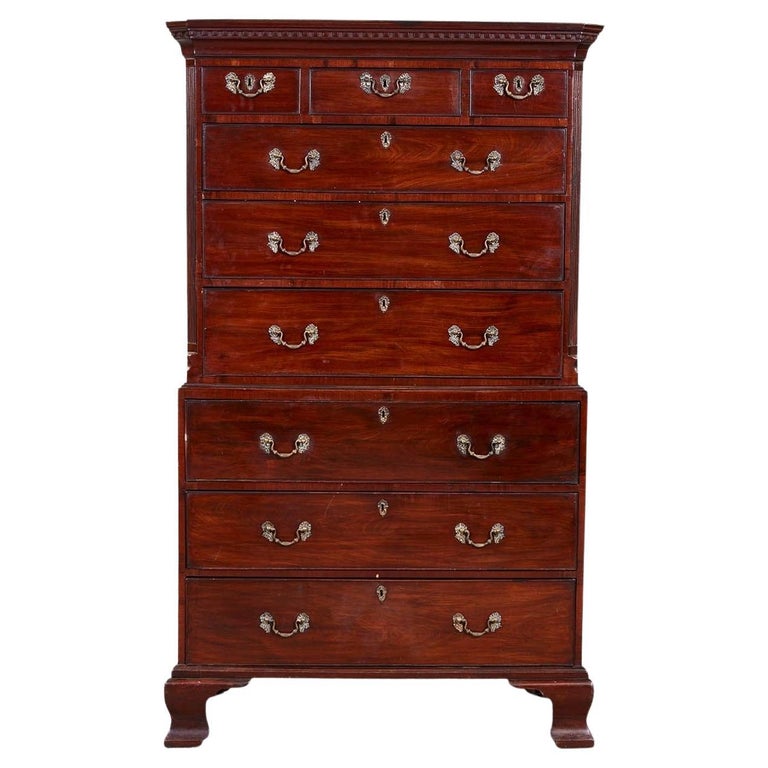 III Mahogany Chest on Chest For Sale at 1stDibs