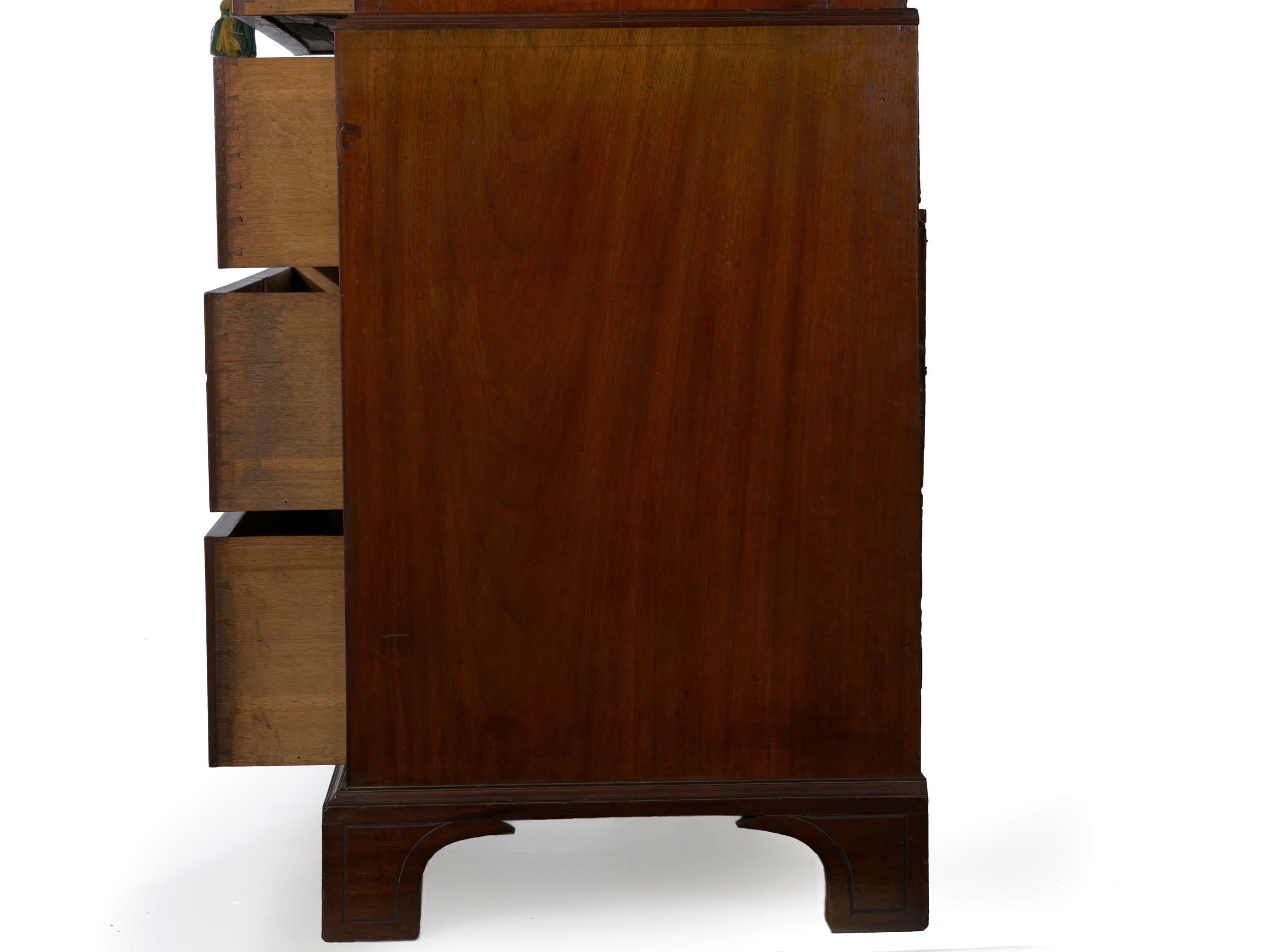 George III Mahogany Chest-on-Chest of Drawers, England, circa 1800 3
