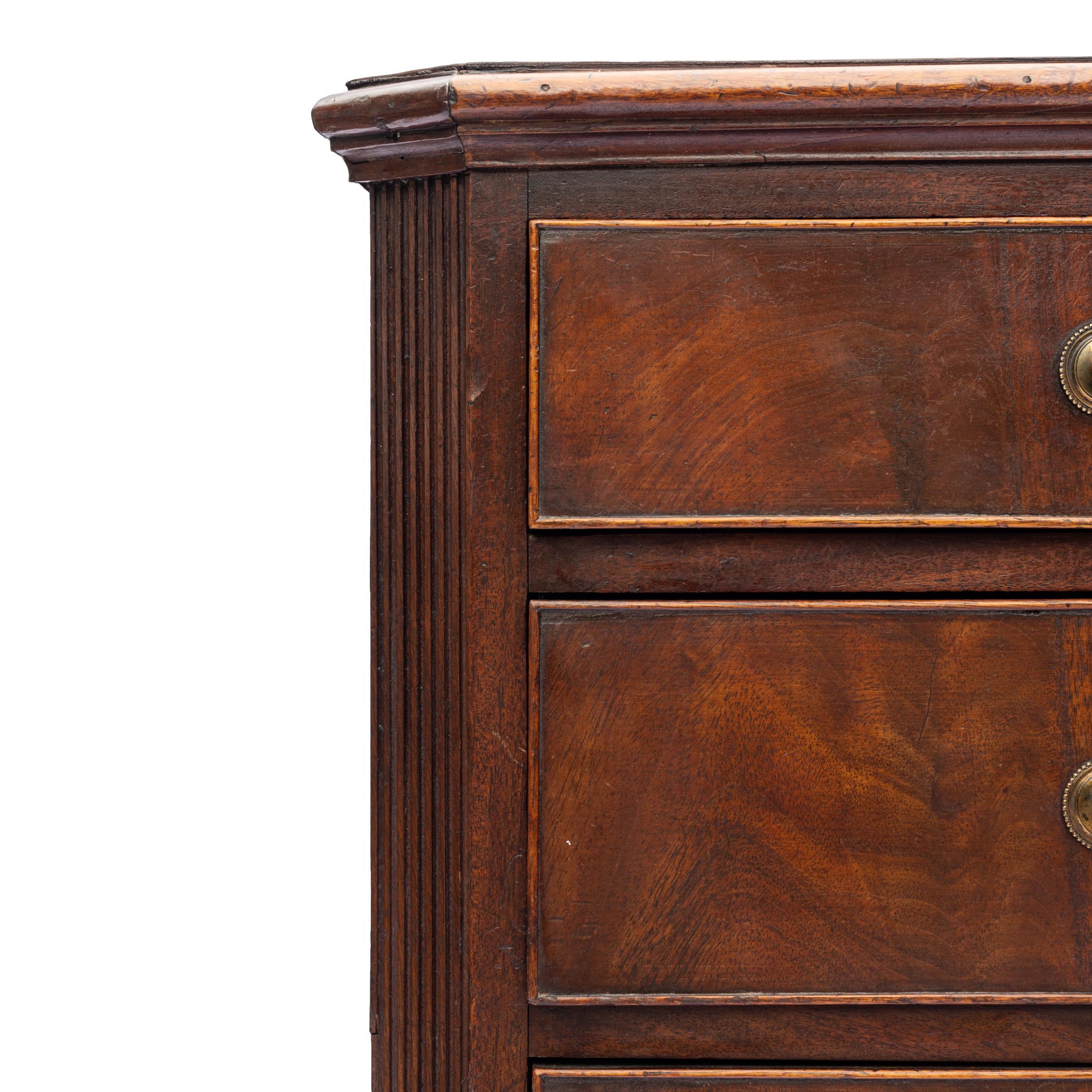 George III Mahogany Chest with Banded Top, Canted Corners, and Reeded Posts,  For Sale 5