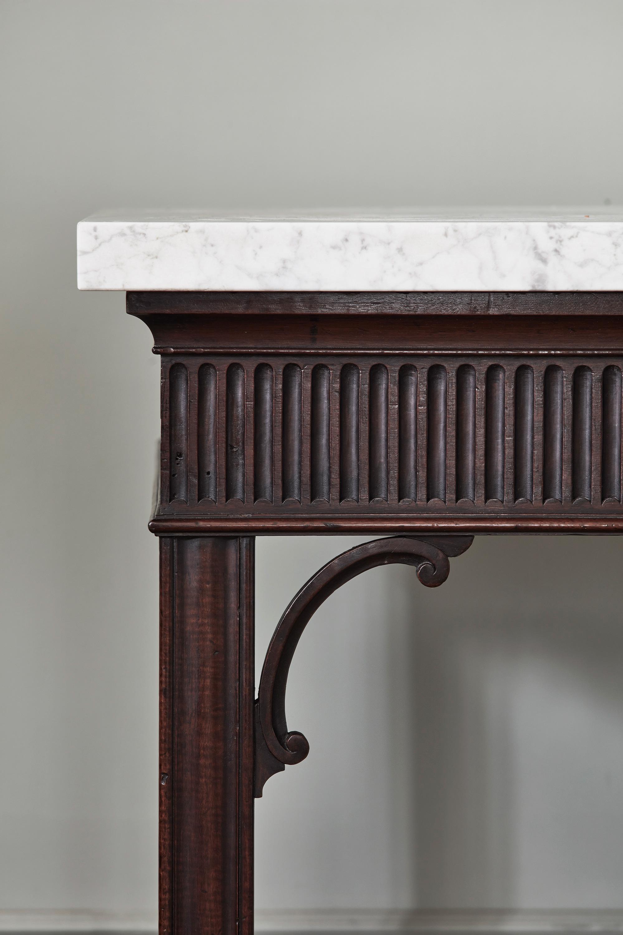 George III Mahogany Console Table In Good Condition For Sale In London, GB