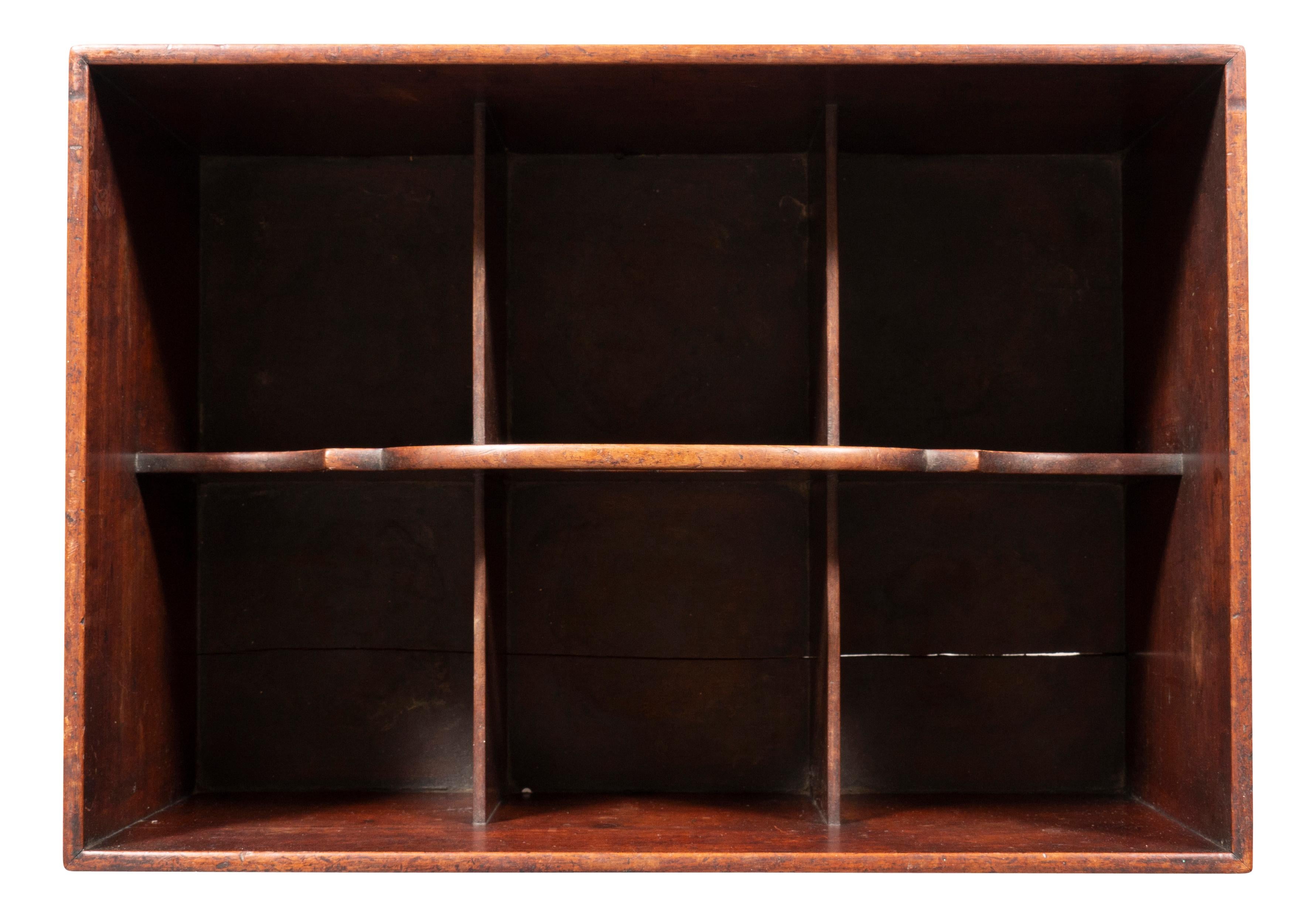 George III Mahogany Decanter Box For Sale 8
