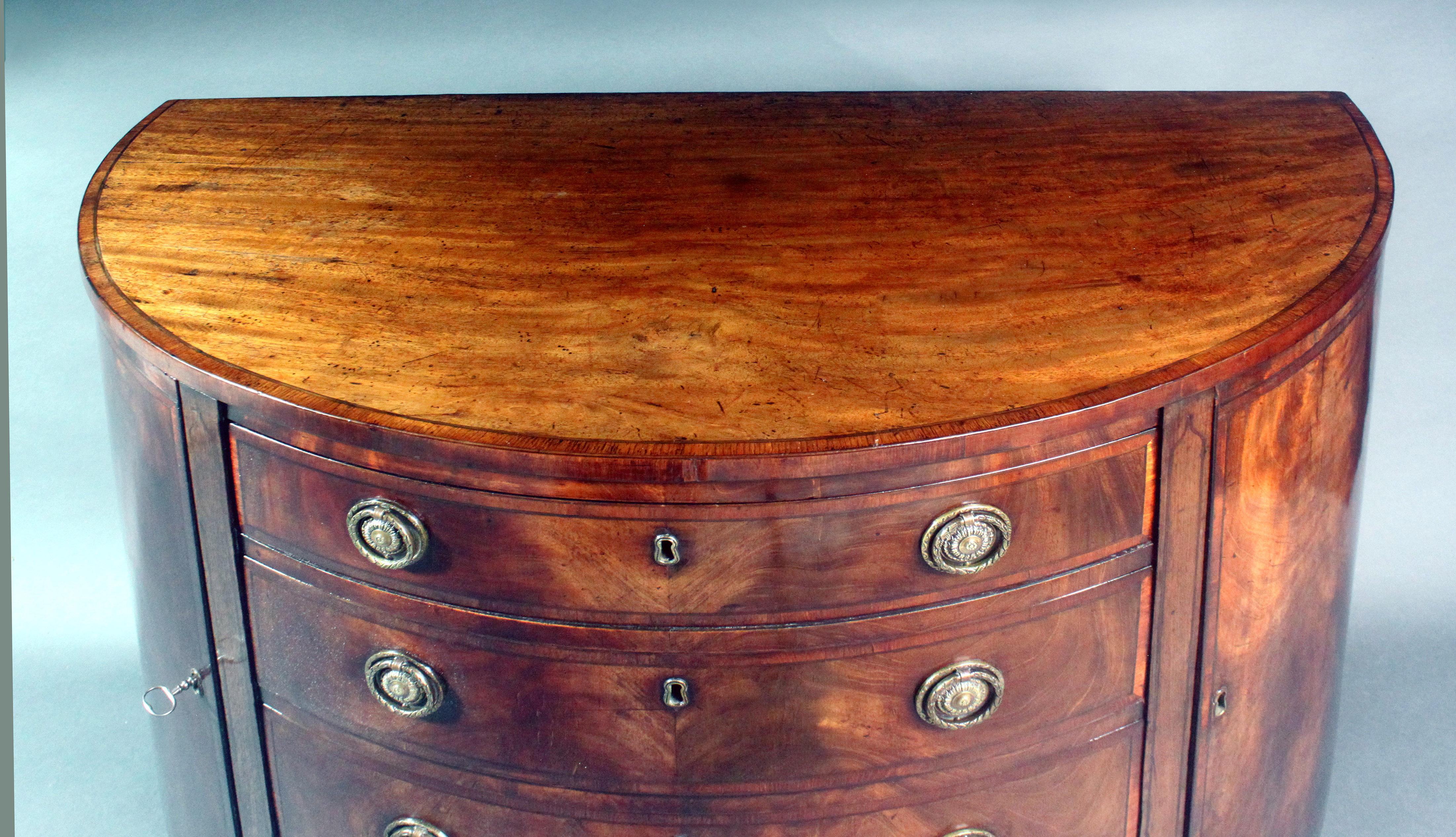 George III mahogany demi-lune commode For Sale 2